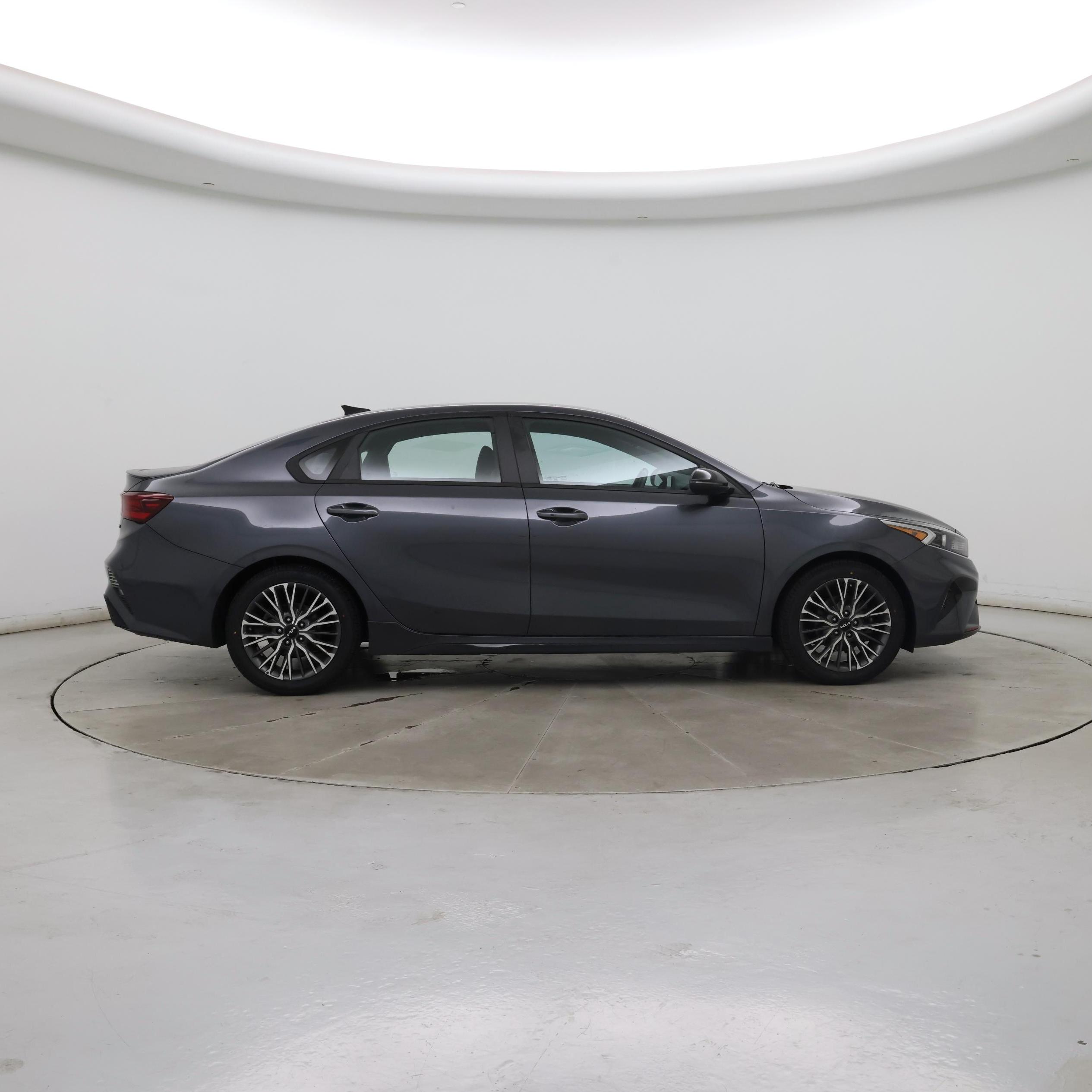 Thumbnail: 2023 Kia Forte - 7