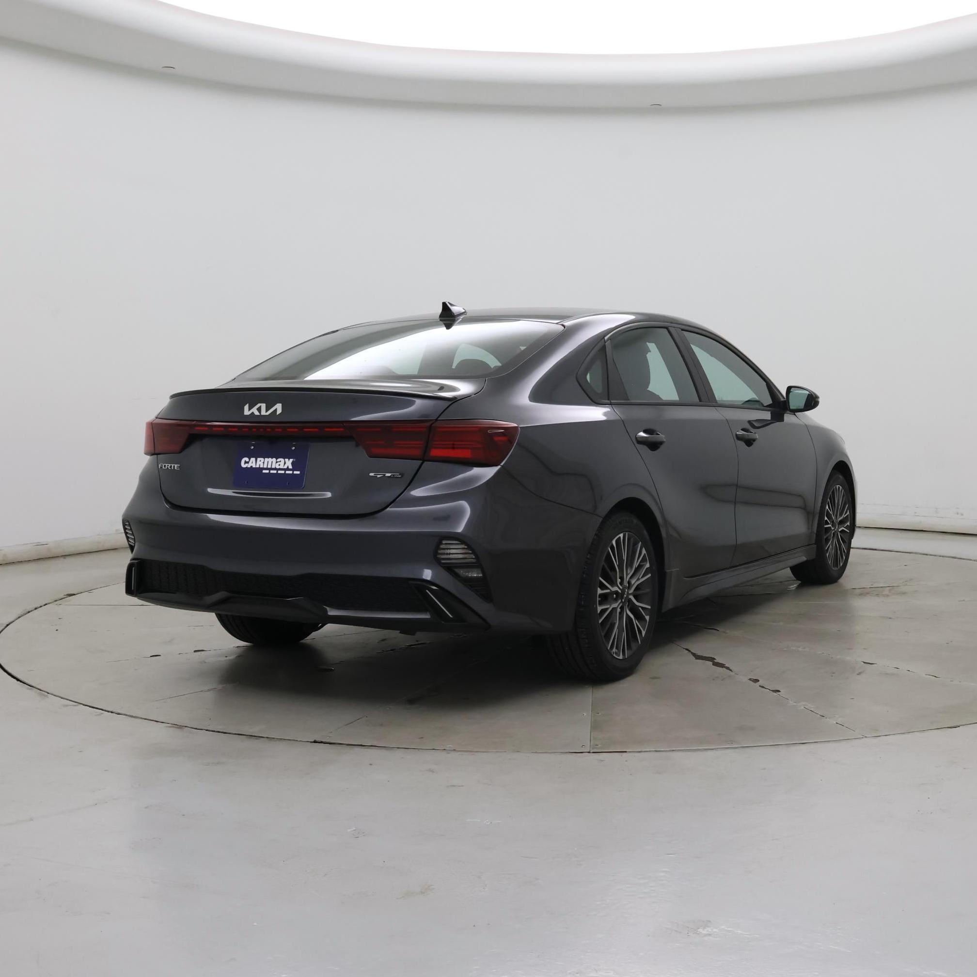 Thumbnail: 2023 Kia Forte - 8