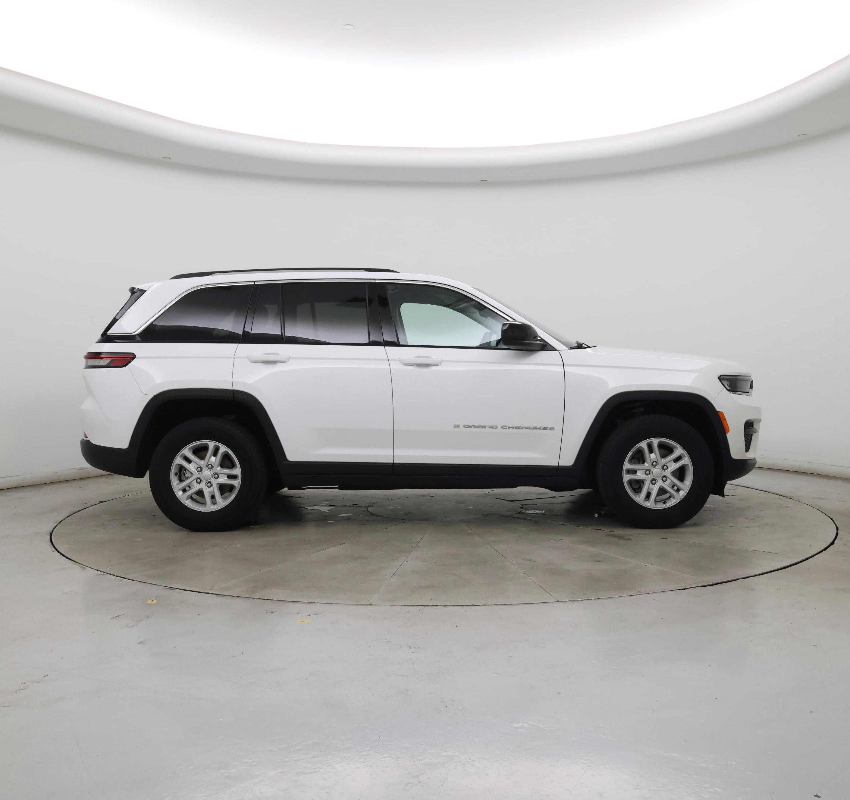Thumbnail: 2023 Jeep Grand Cherokee - 7