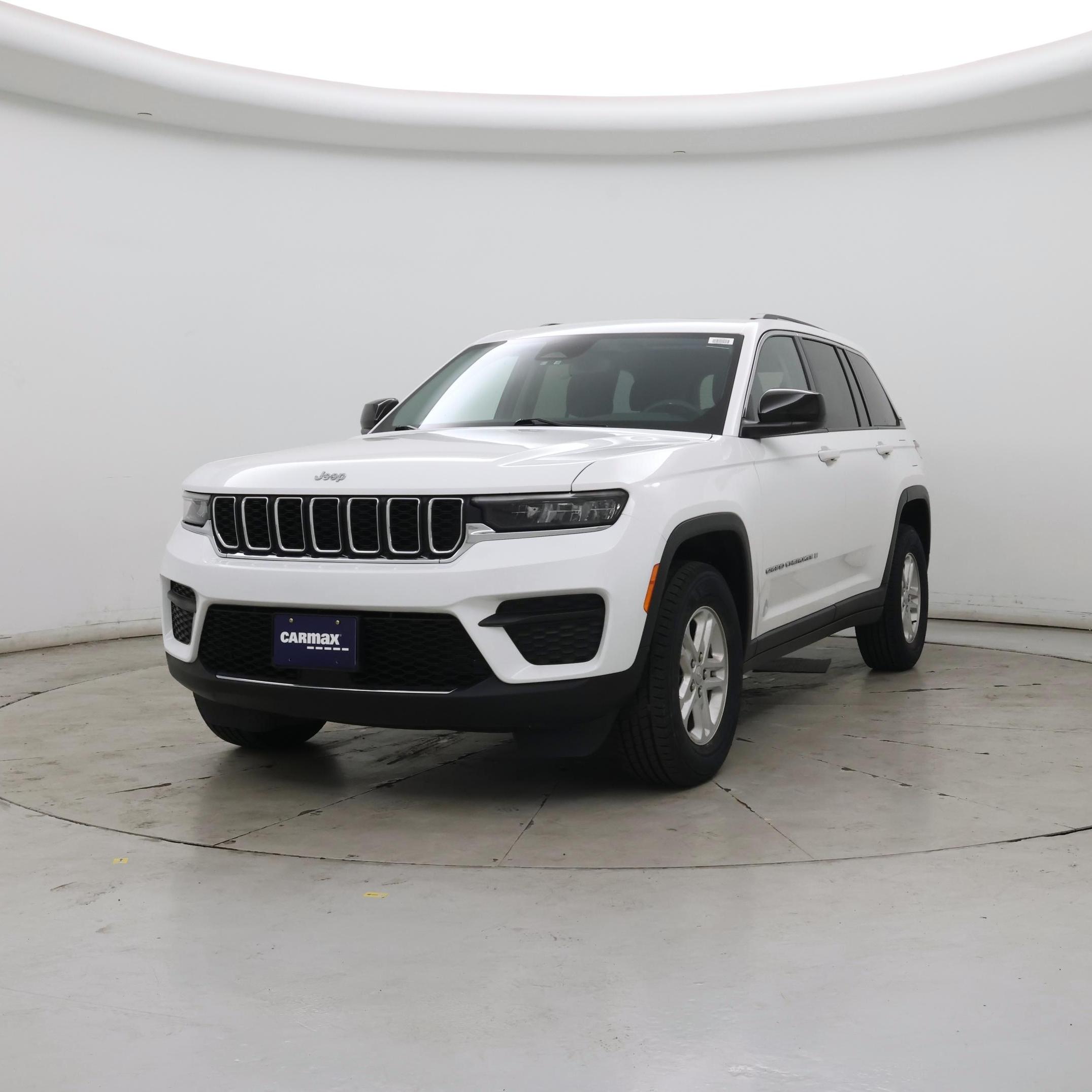 Thumbnail: 2023 Jeep Grand Cherokee - 4