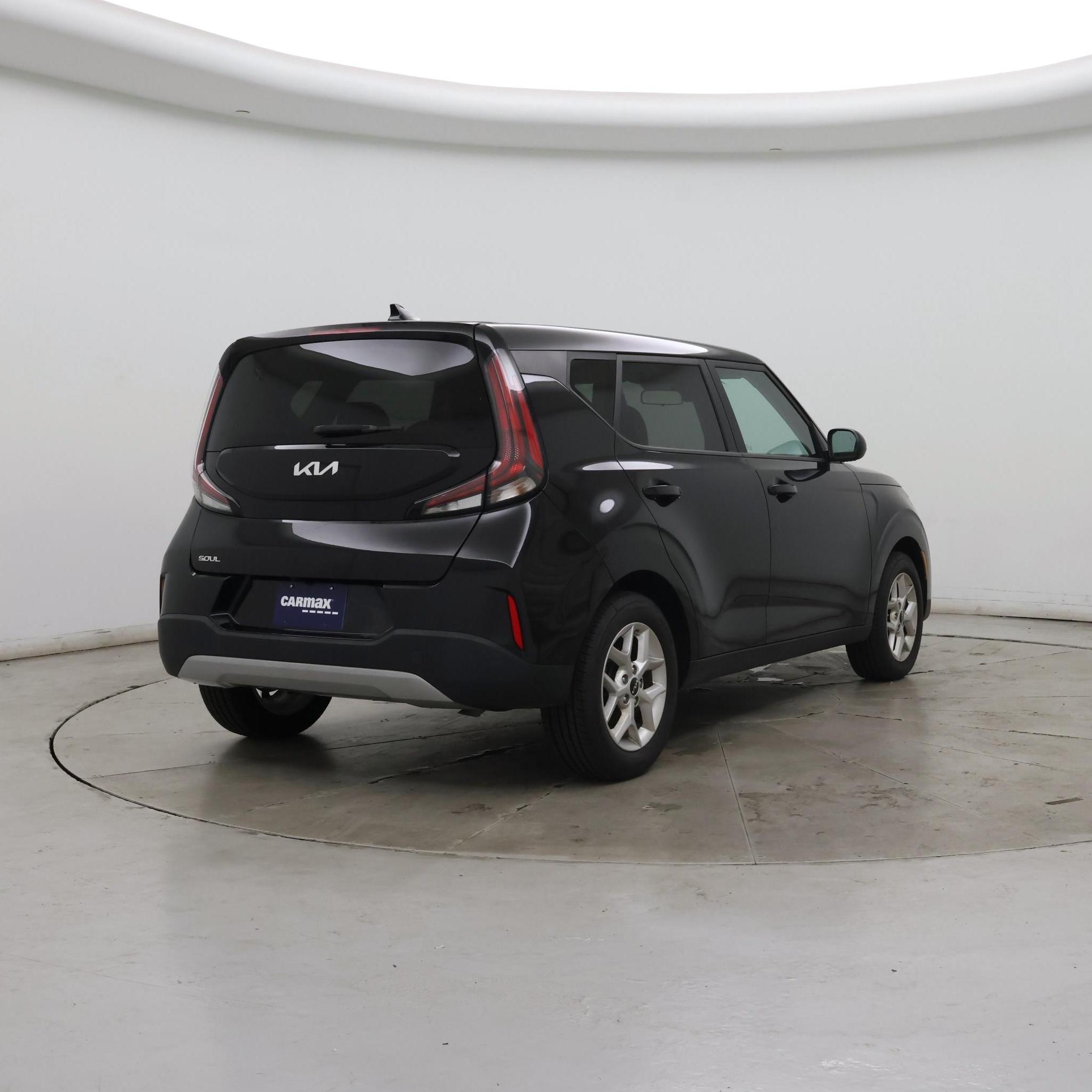 Thumbnail: 2023 Kia Soul - 8