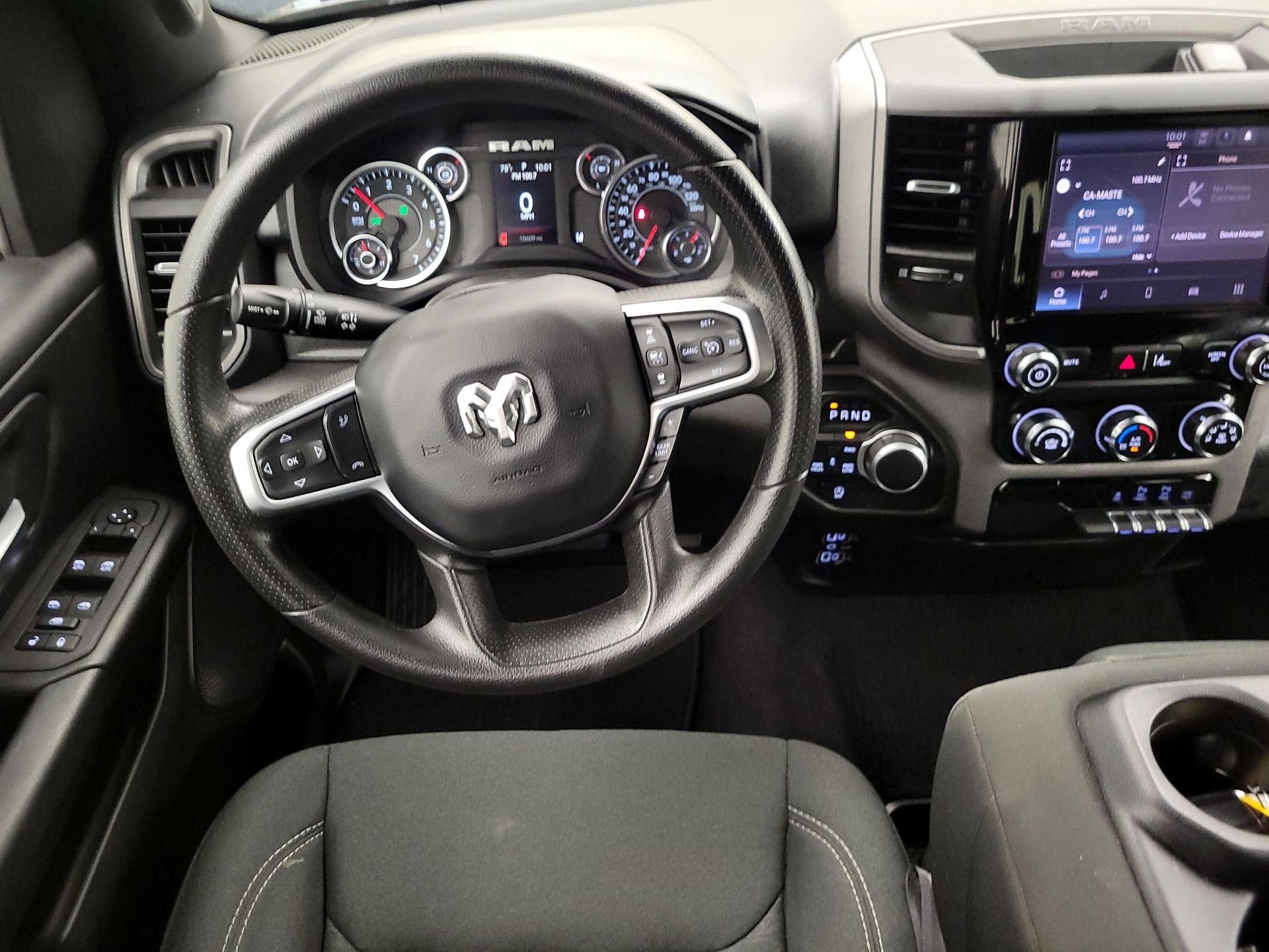 Thumbnail: 2025 RAM 1500 - 10