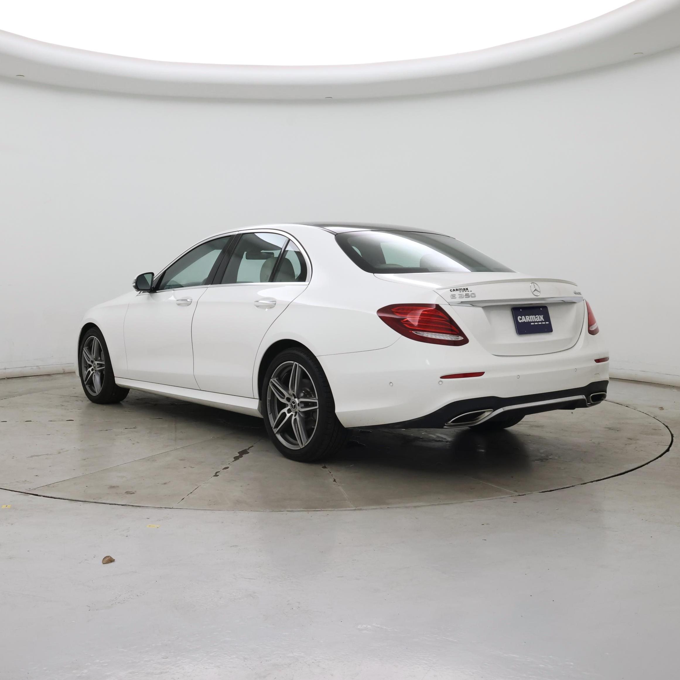 Thumbnail: 2020 Mercedes-Benz E-Class - 2