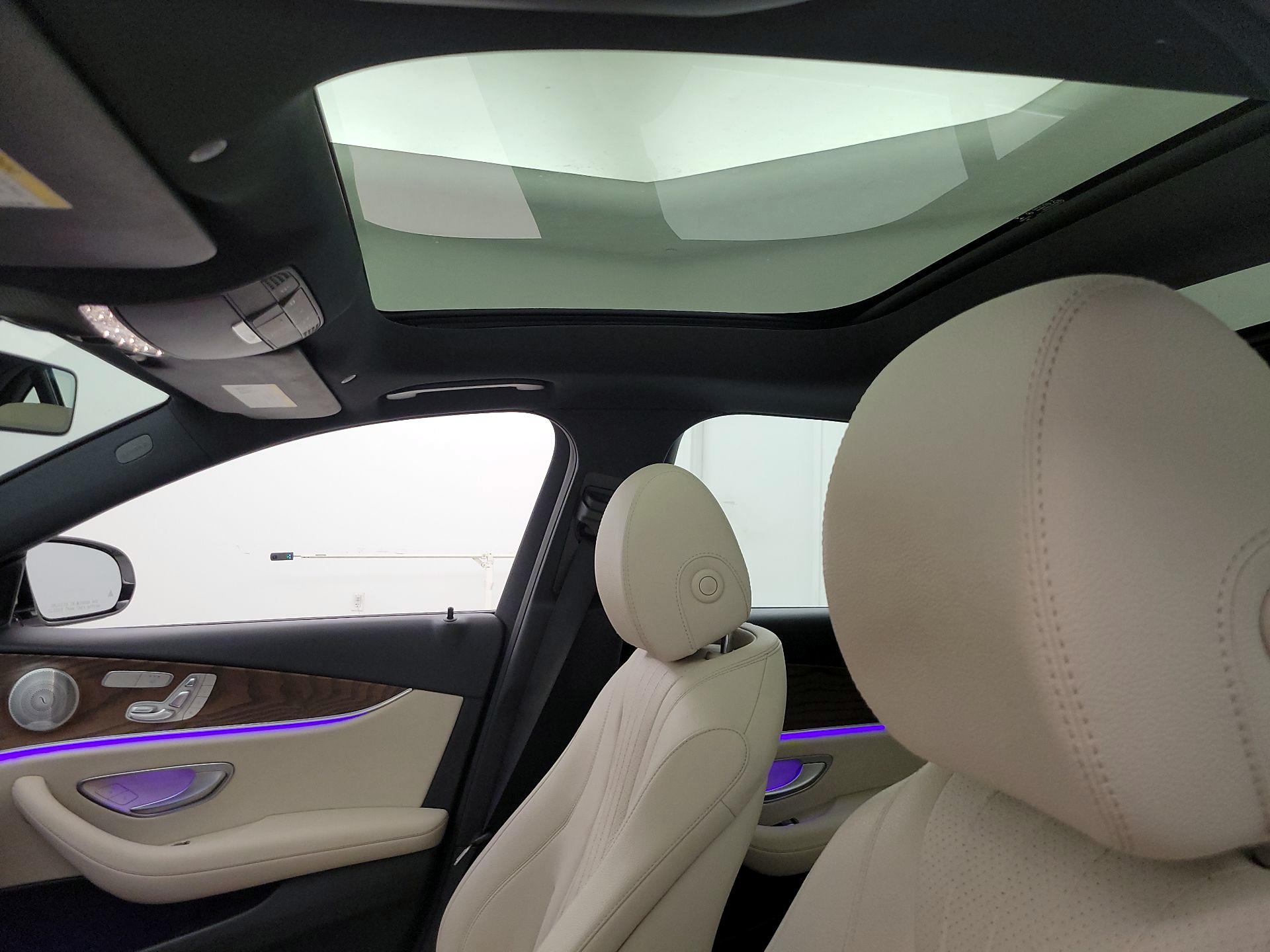 Thumbnail: 2020 Mercedes-Benz E-Class - 20
