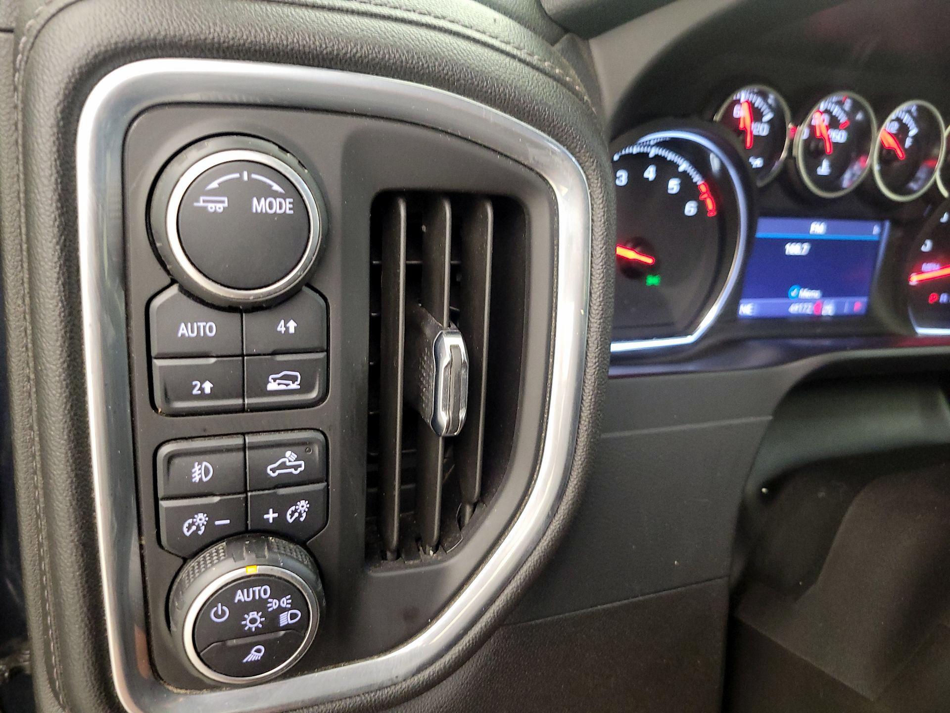 Thumbnail: 2021 Chevrolet Silverado 1500 - 11