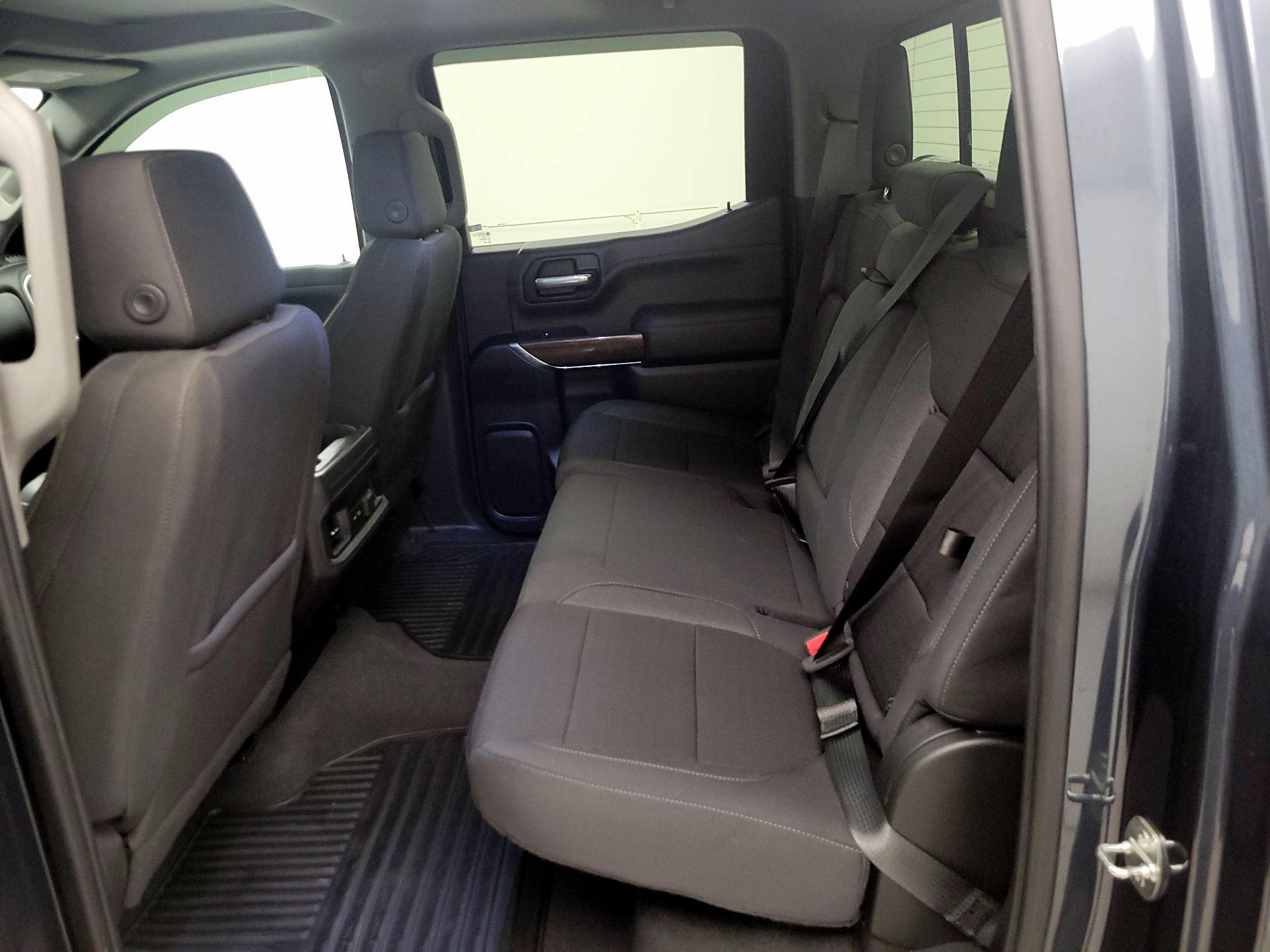 Thumbnail: 2021 Chevrolet Silverado 1500 - 18