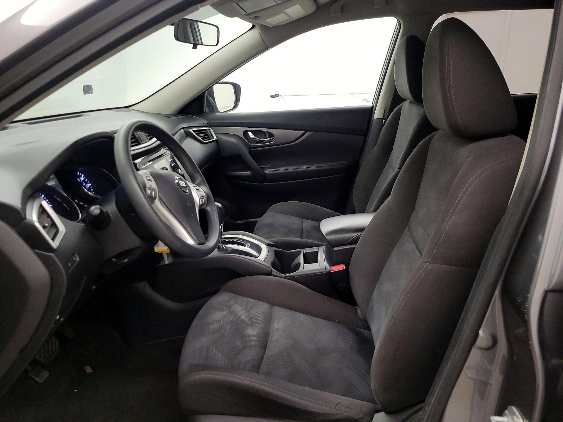 Thumbnail: 2015 Nissan Rogue - 11