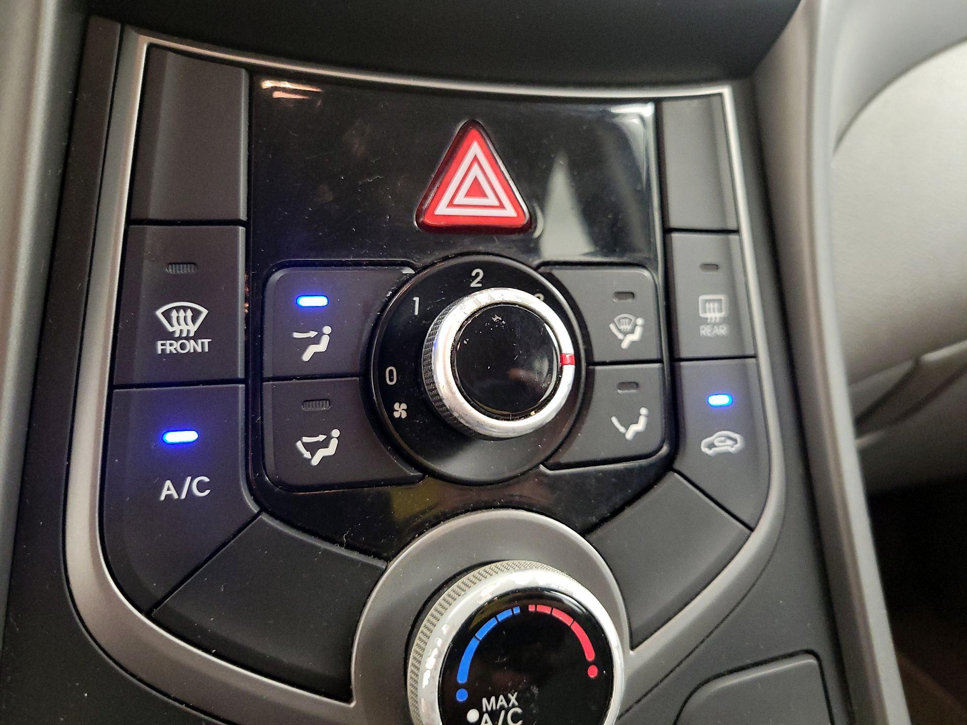 Thumbnail: 2016 Hyundai Elantra - 15
