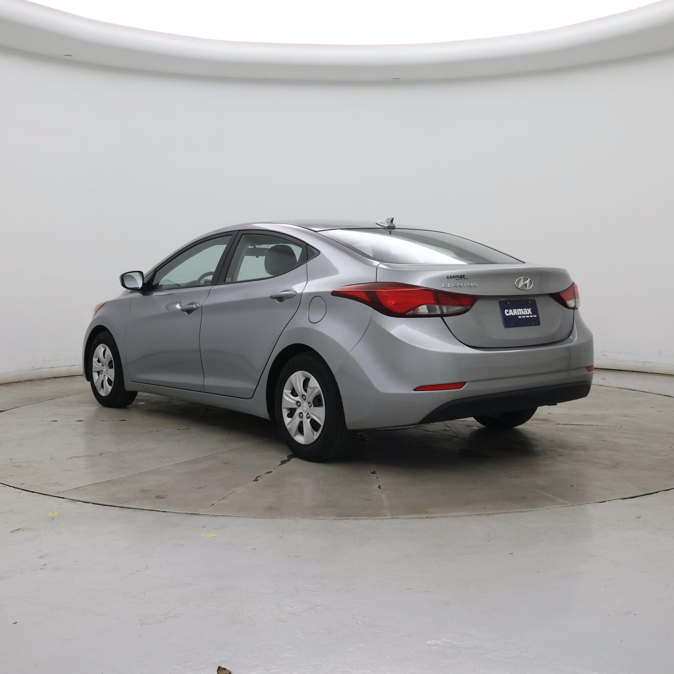 Thumbnail: 2016 Hyundai Elantra - 2