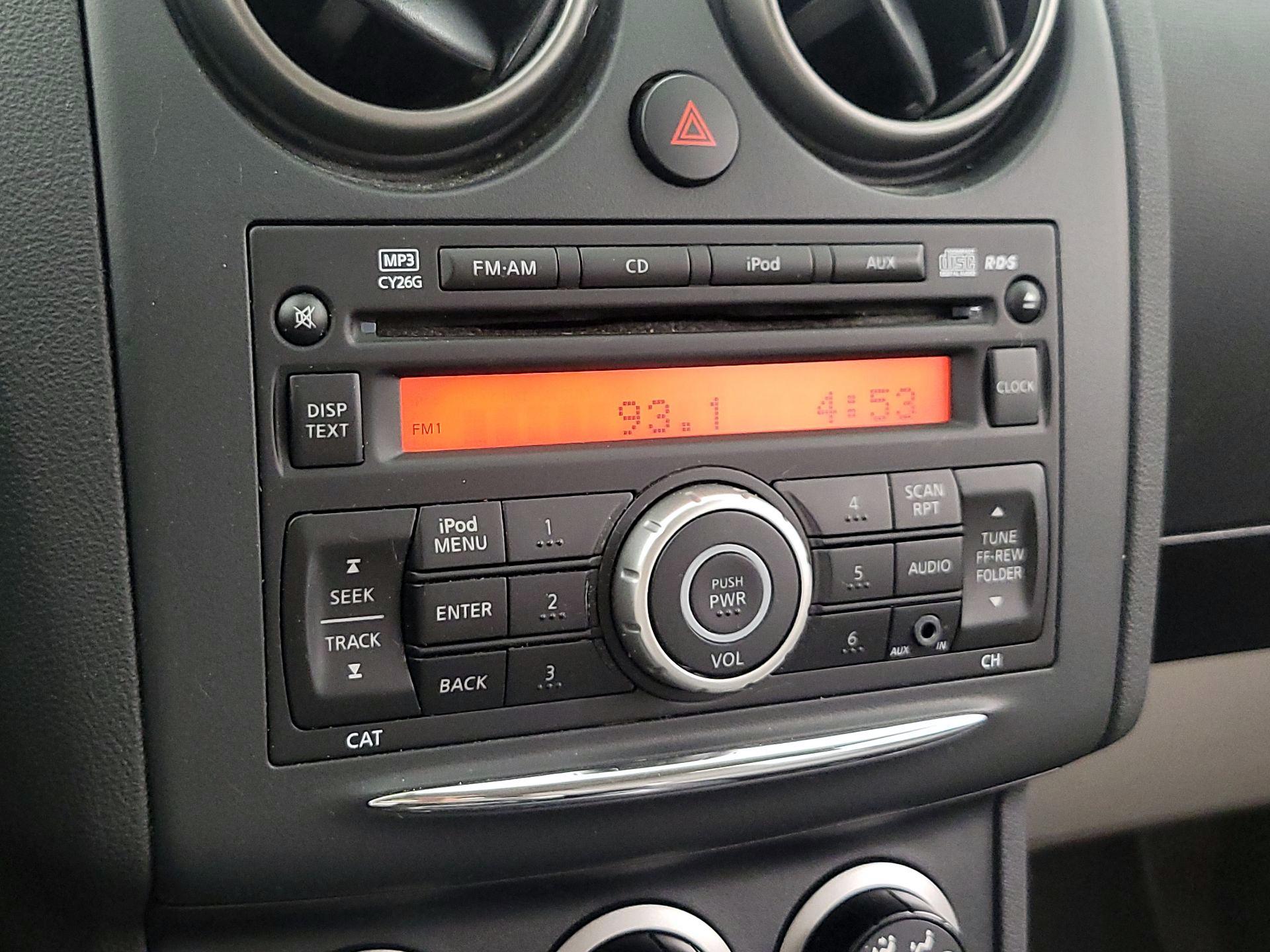 Thumbnail: 2015 Nissan Rogue - 14