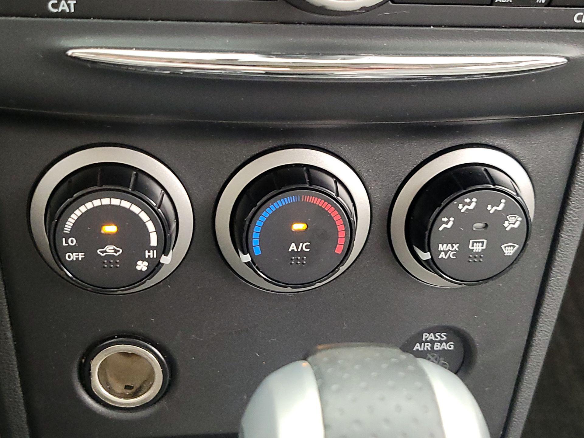 Thumbnail: 2015 Nissan Rogue - 15