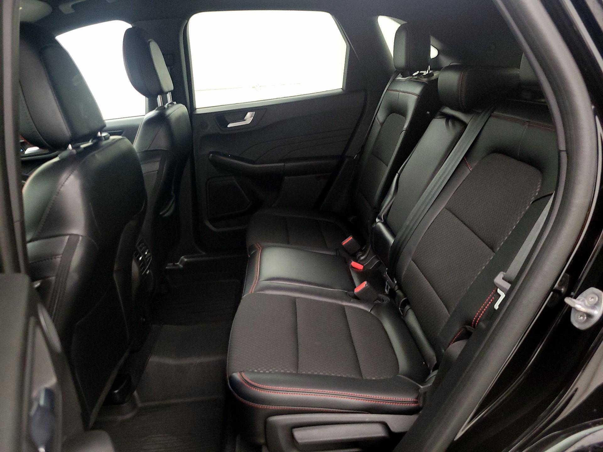Thumbnail: 2023 Ford Escape - 20