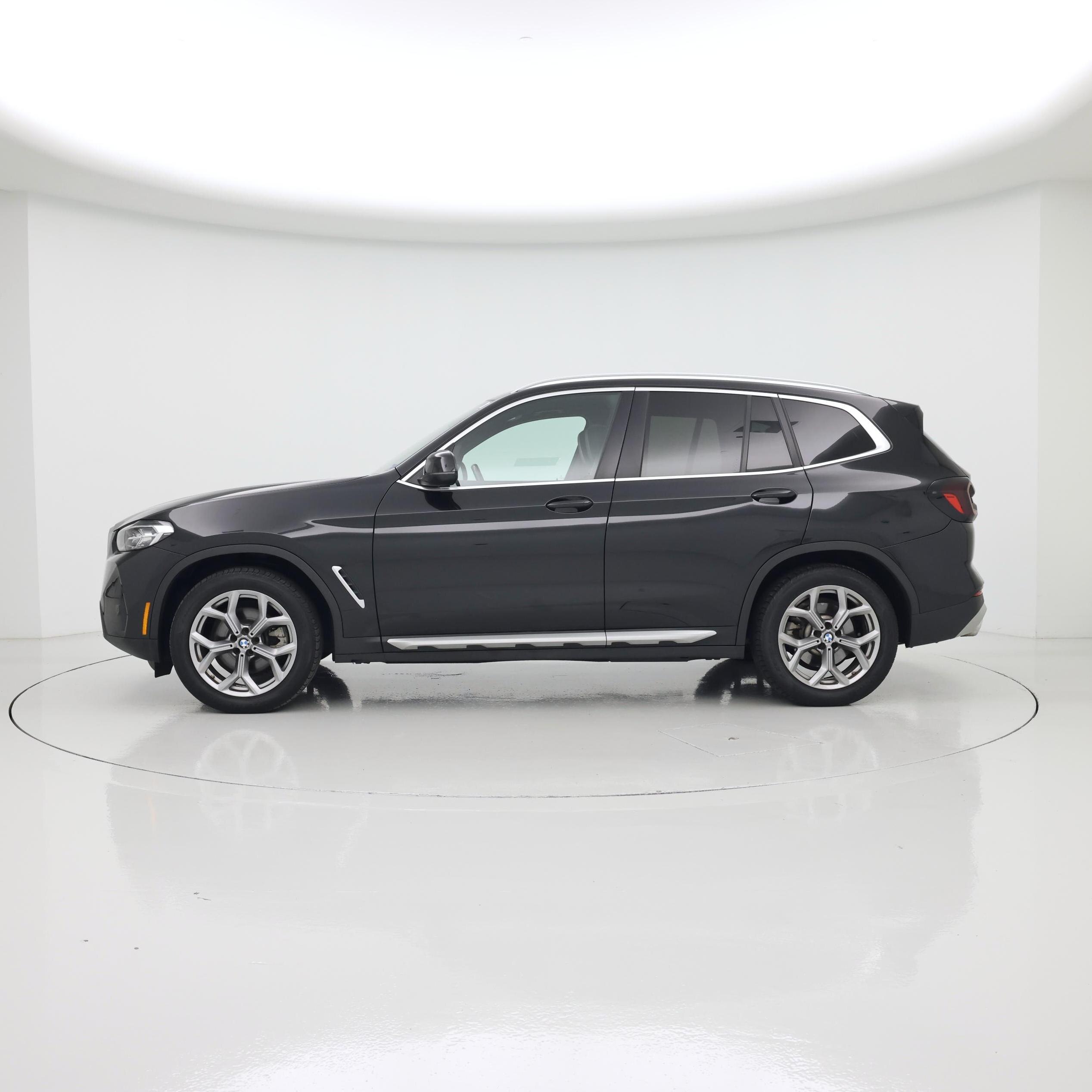 Thumbnail: 2023 BMW X3 - 3