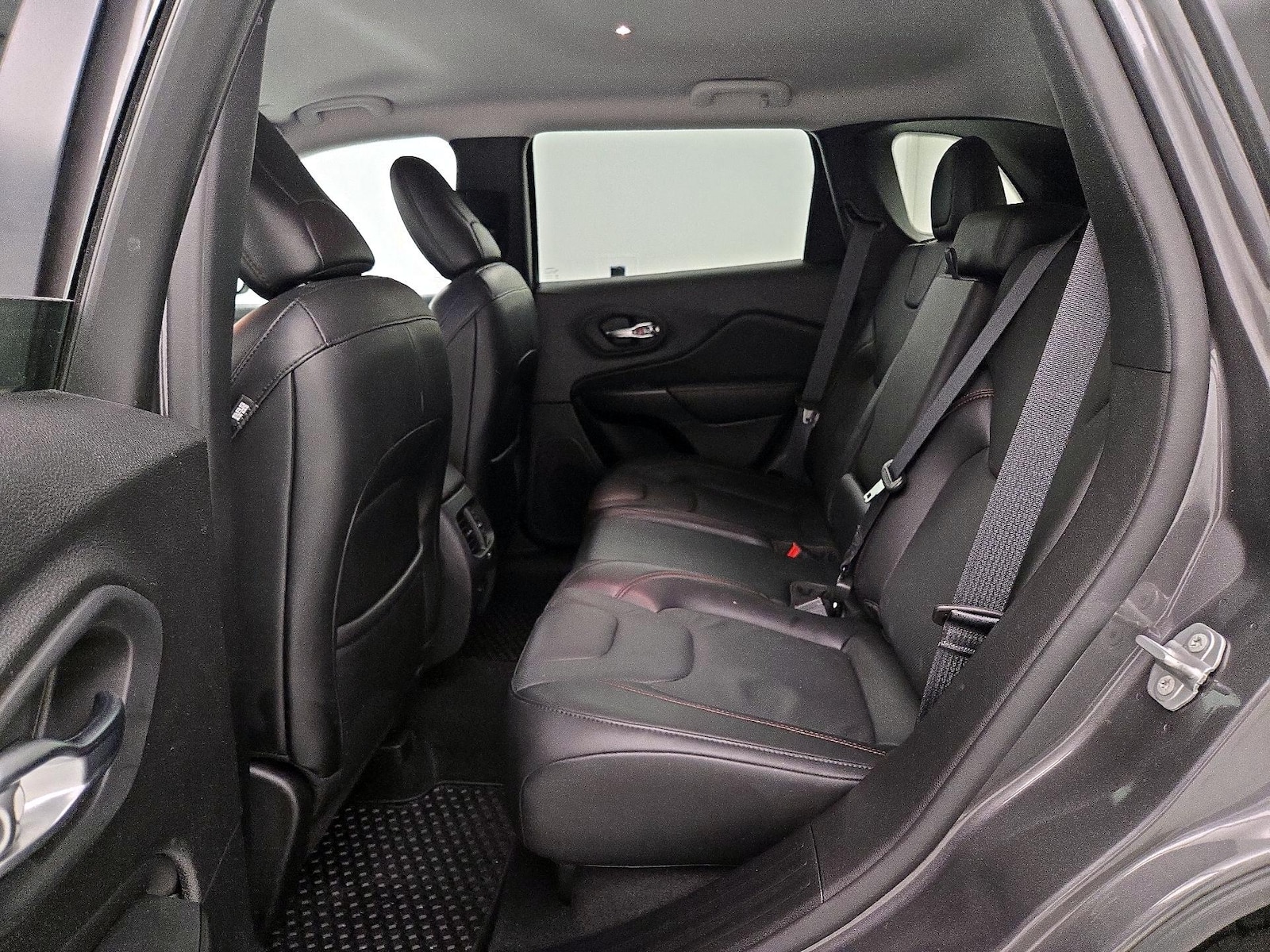2021 Jeep Cherokee Trailhawk - Photo 20