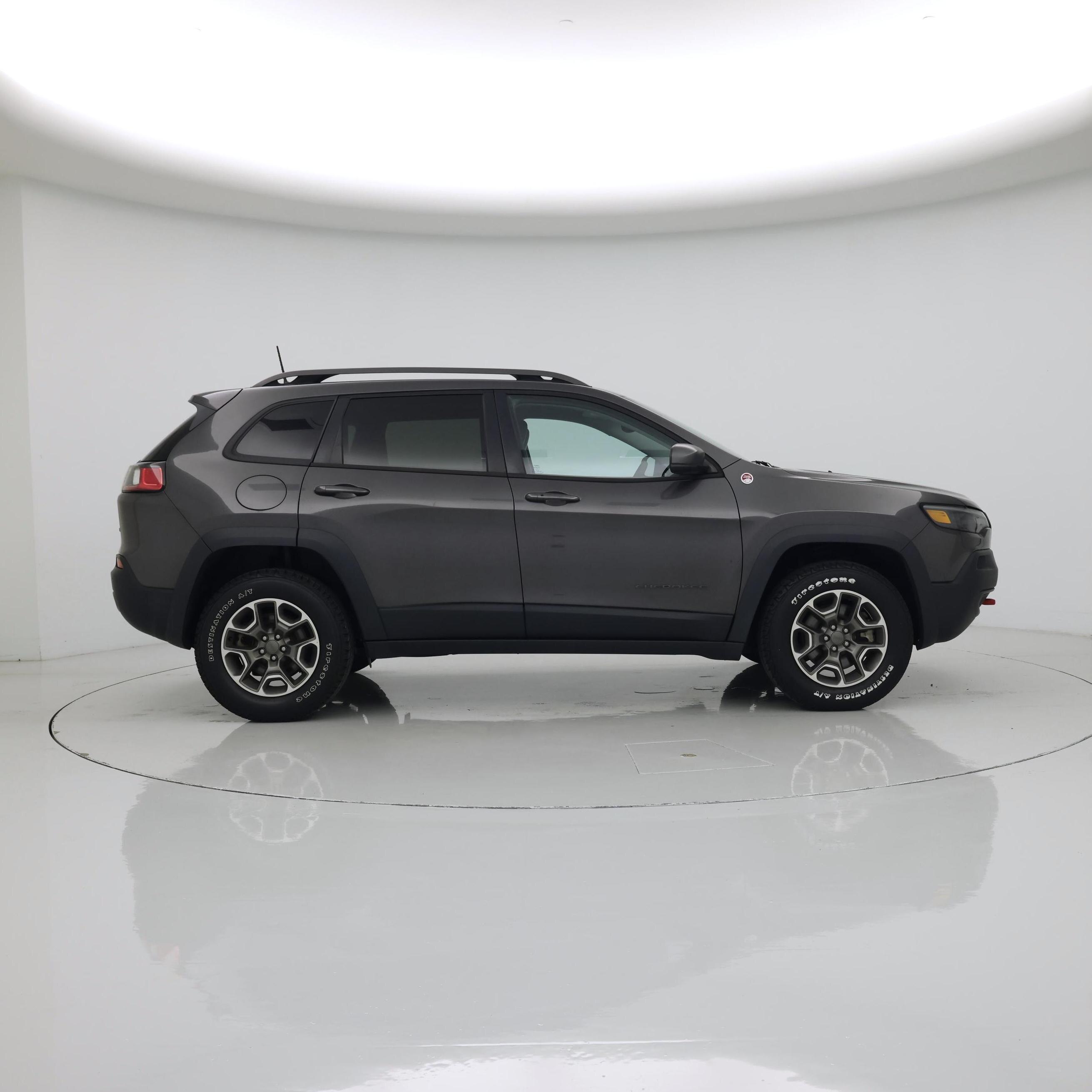 Thumbnail: 2021 Jeep Cherokee - 7