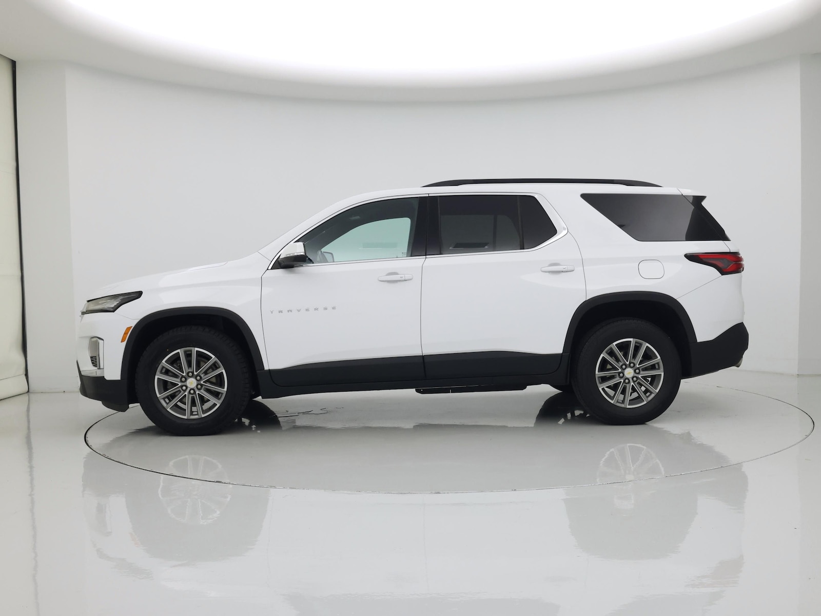 2022 Chevrolet Traverse 1LT - Photo 4
