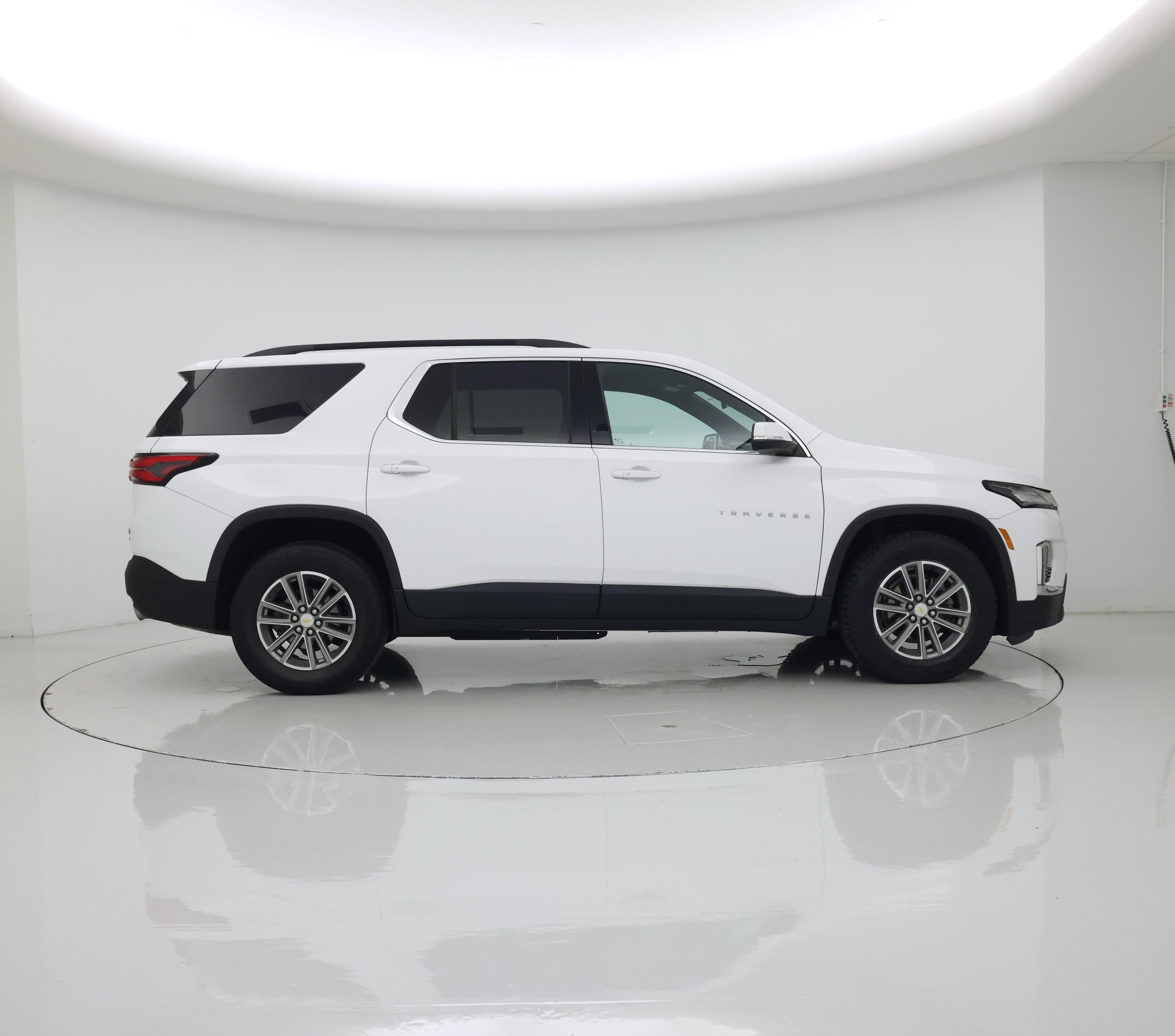 Thumbnail: 2022 Chevrolet Traverse - 7