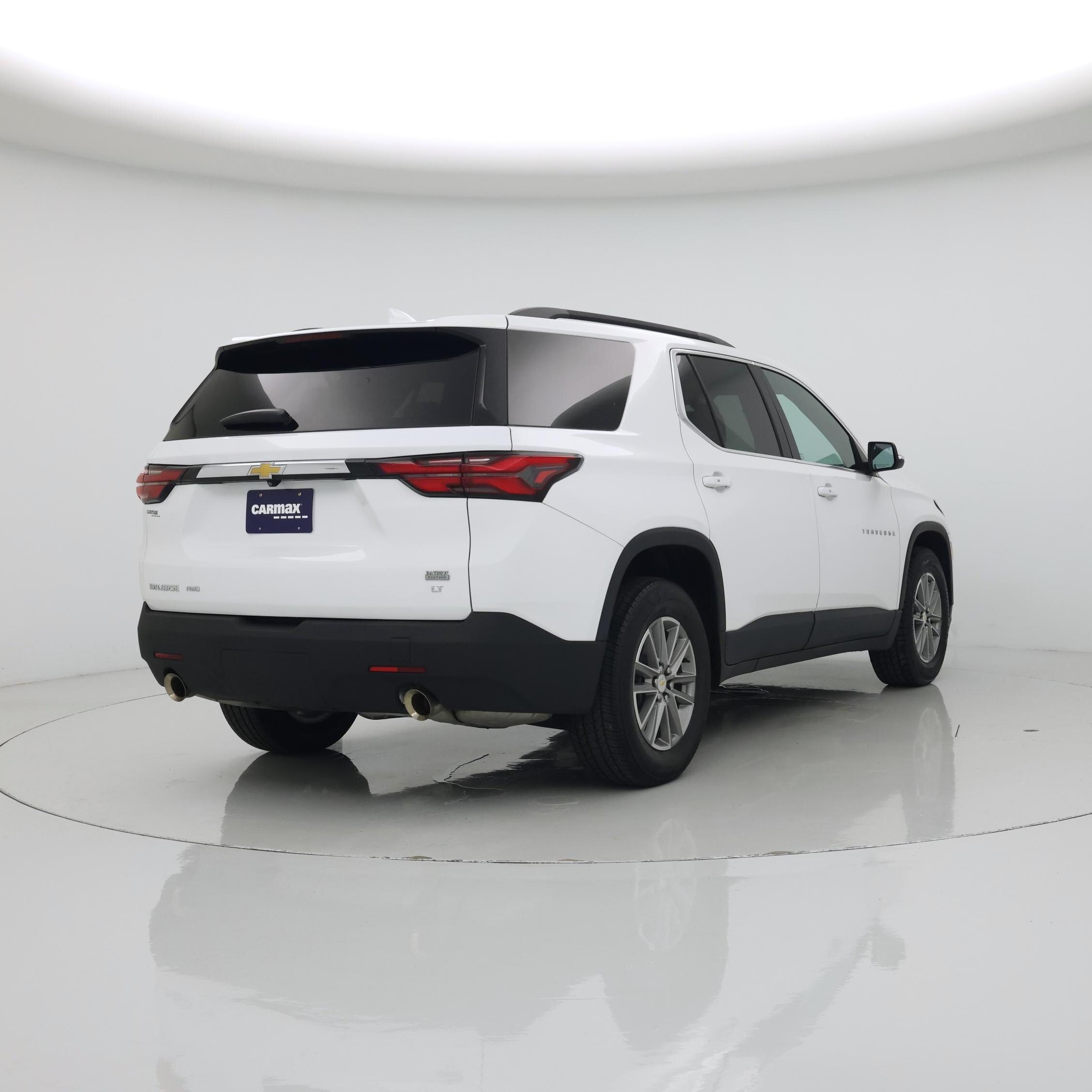 Thumbnail: 2022 Chevrolet Traverse - 8