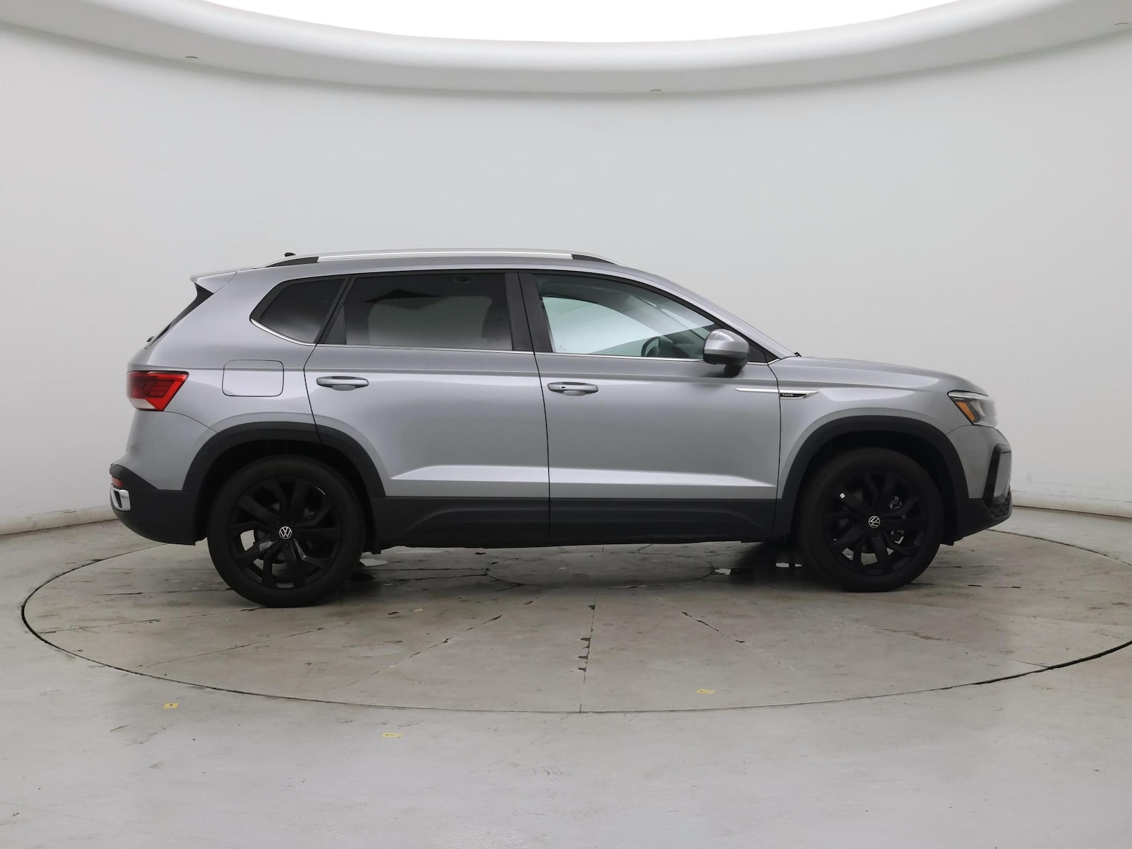 2023 Volkswagen Taos SE - Photo 8