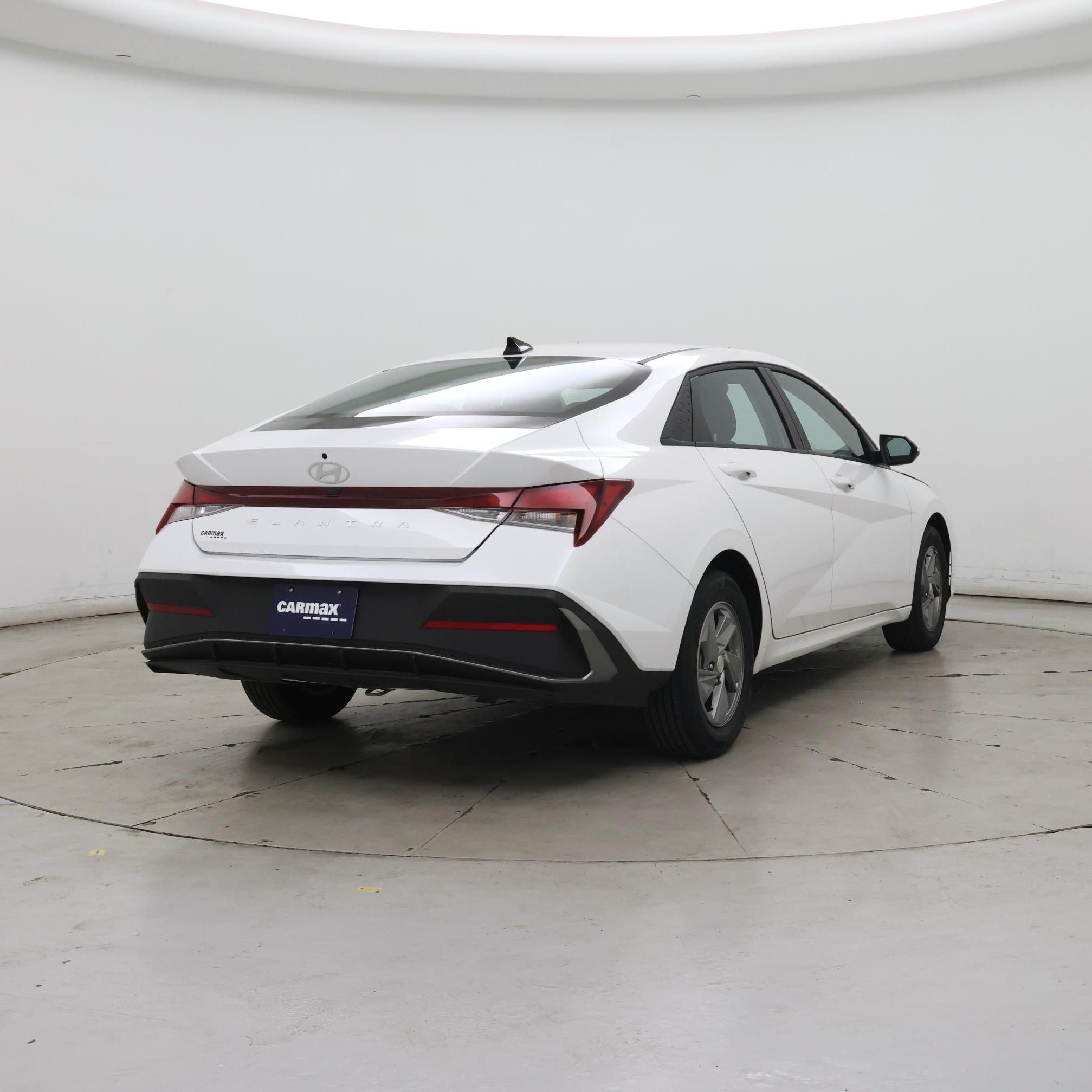 Thumbnail: 2025 Hyundai Elantra - 8
