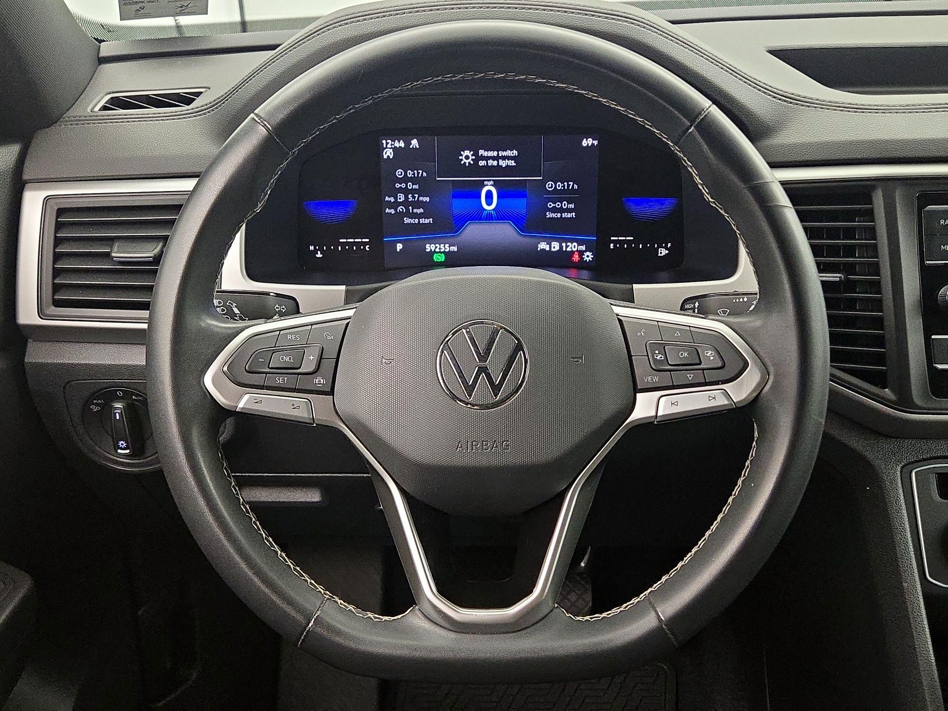 Thumbnail: 2022 Volkswagen Atlas - 10