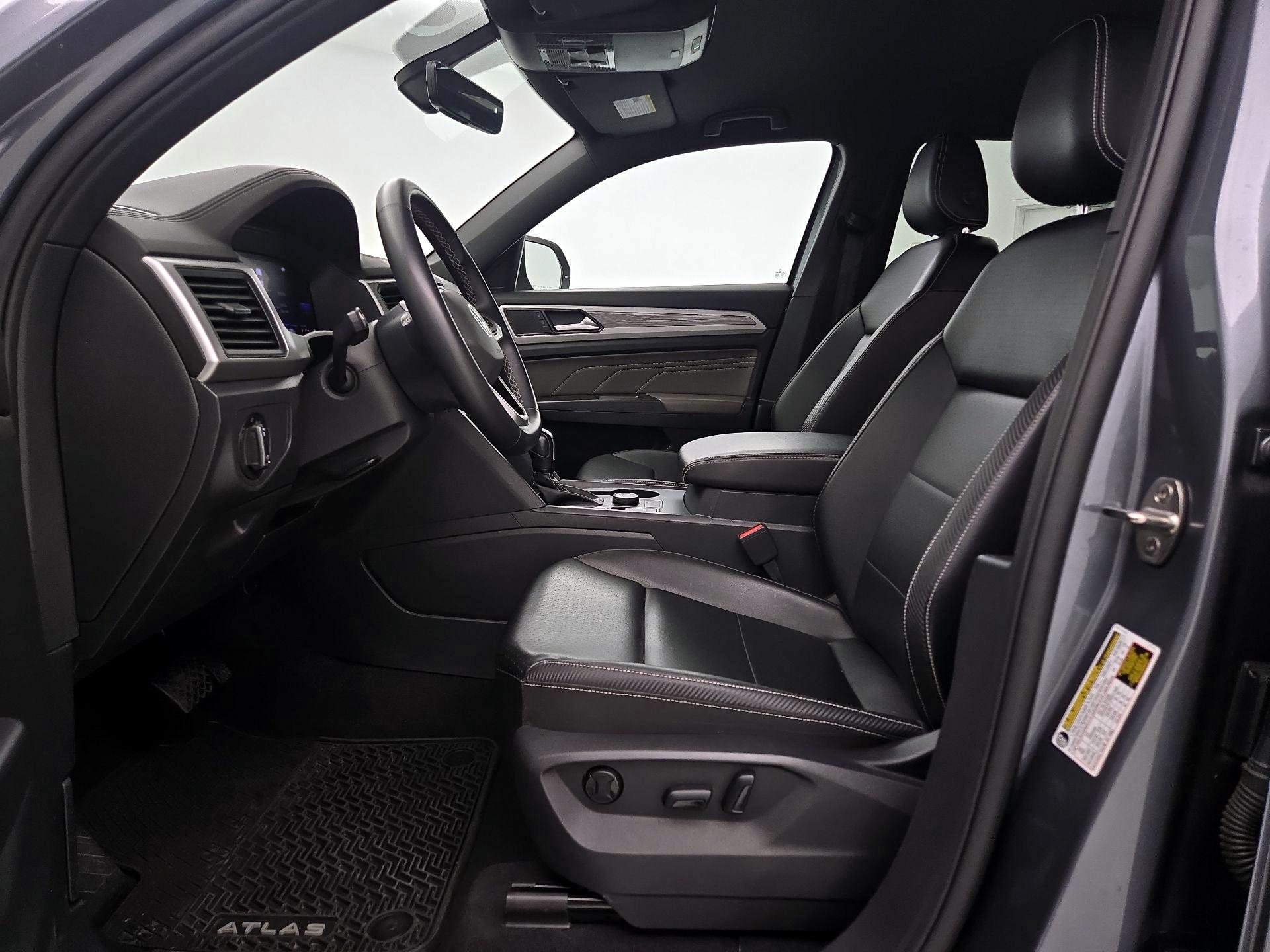 Thumbnail: 2022 Volkswagen Atlas - 11