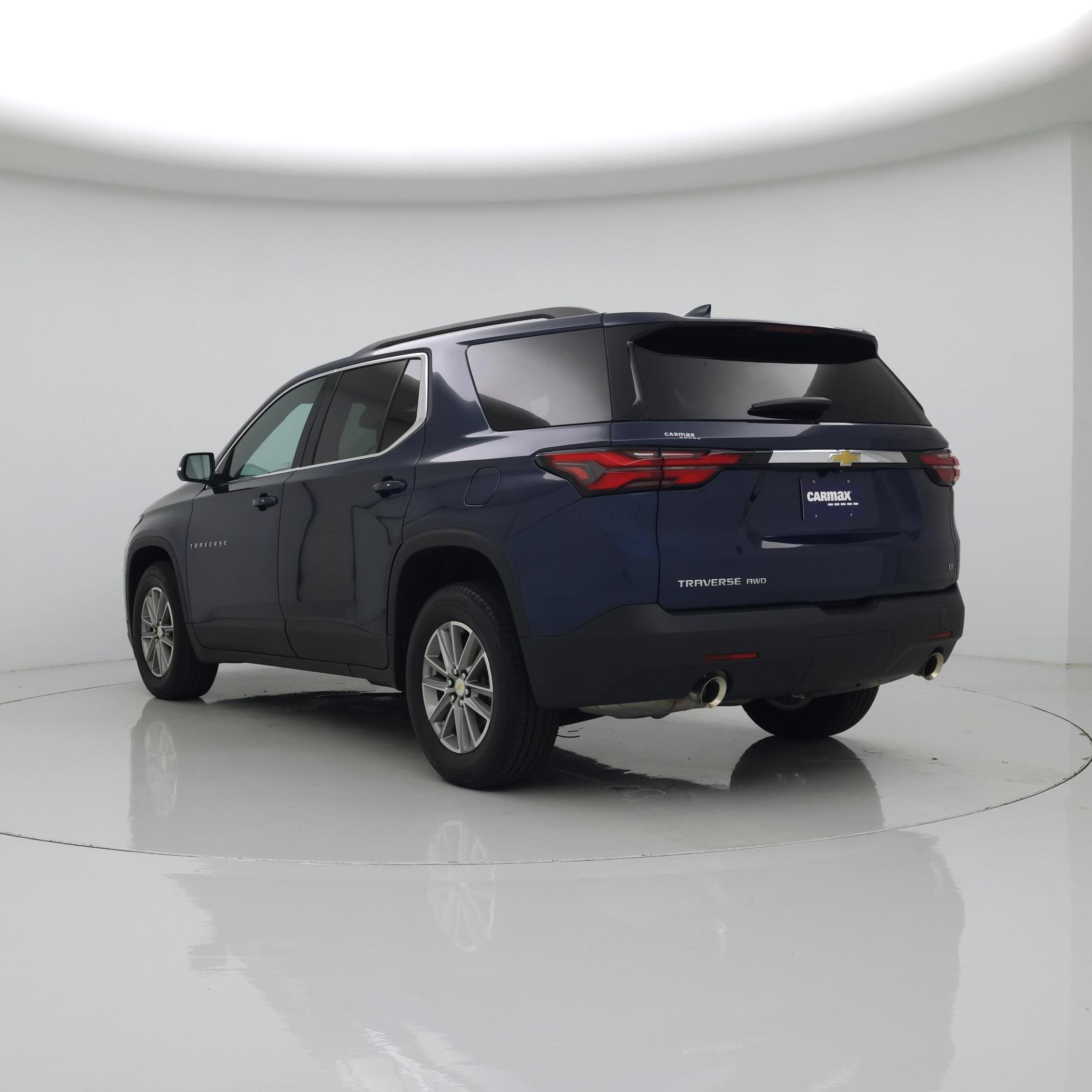 Thumbnail: 2023 Chevrolet Traverse - 2