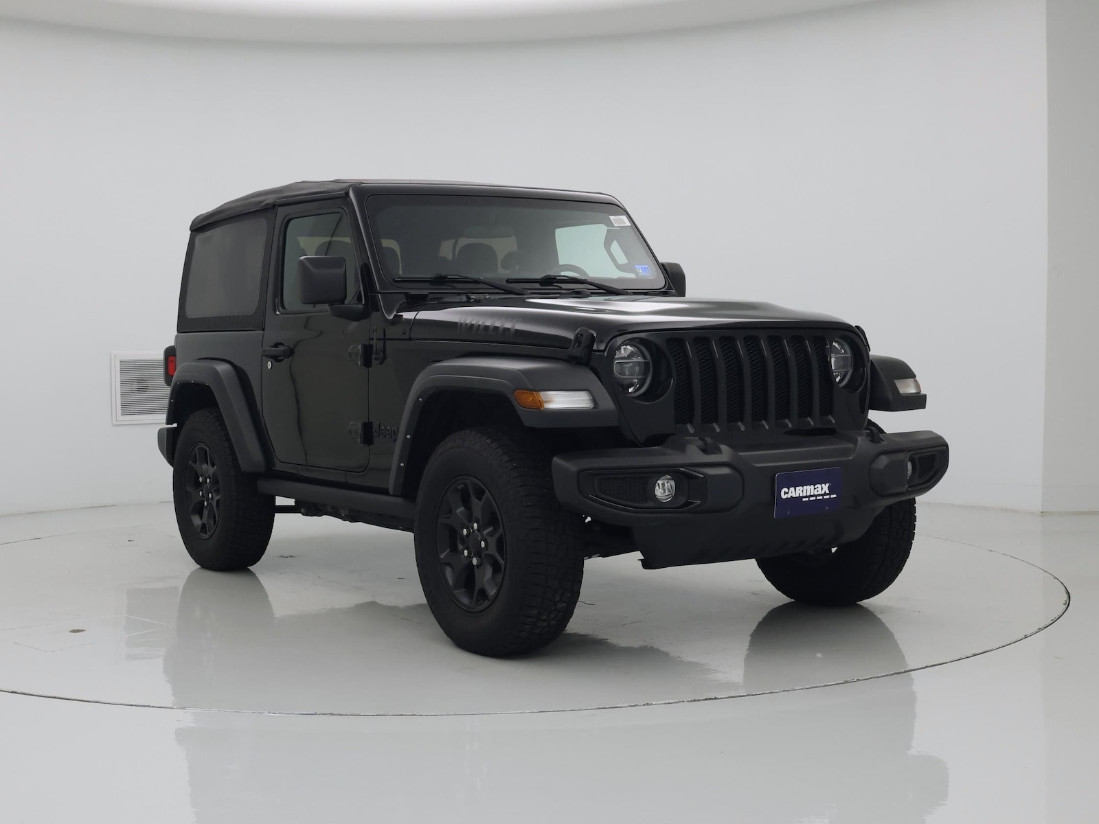 2021 Jeep Wrangler Willys - Photo 2