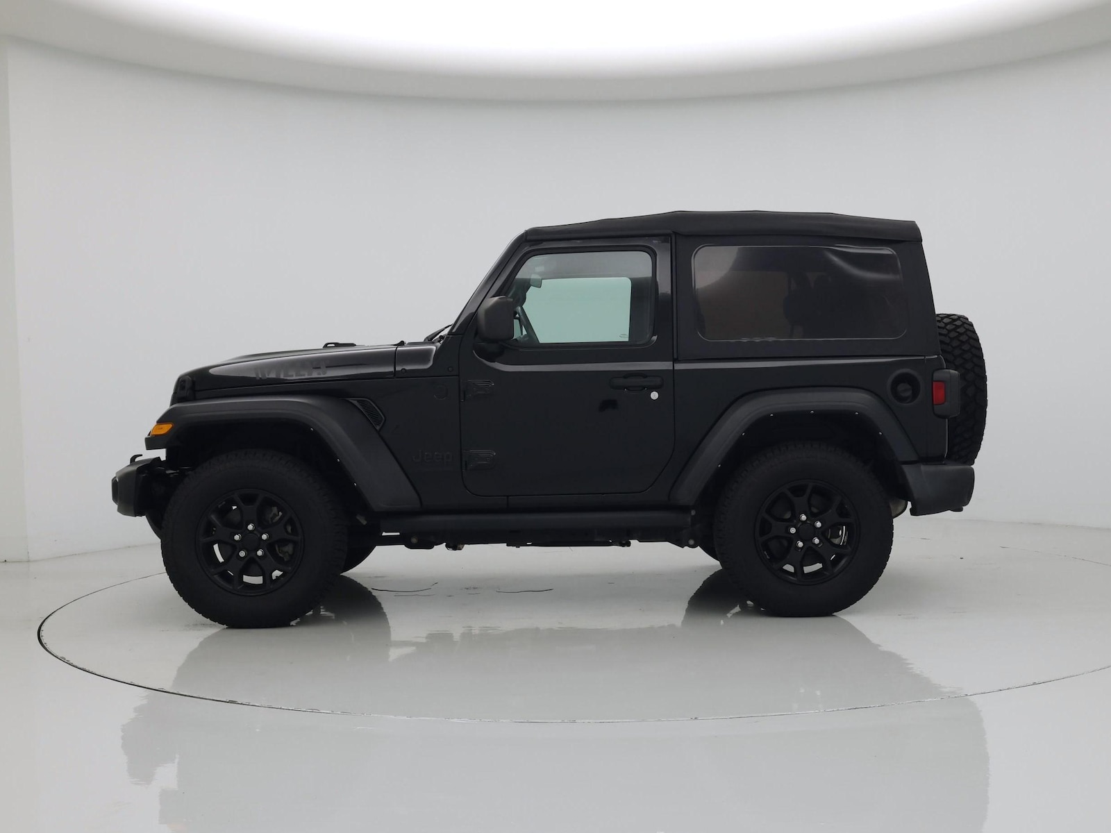 2021 Jeep Wrangler Willys - Photo 4
