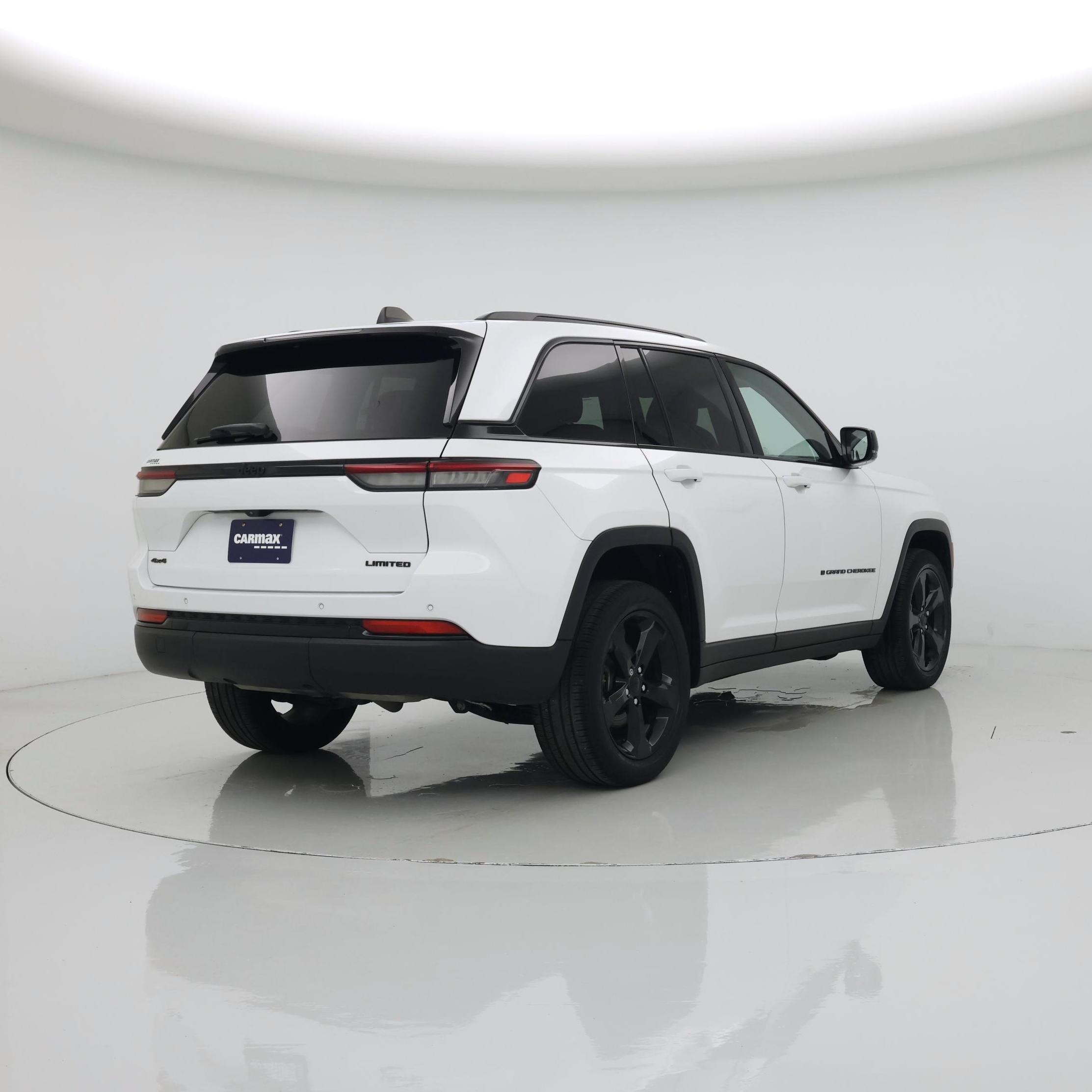 Thumbnail: 2023 Jeep Grand Cherokee - 8