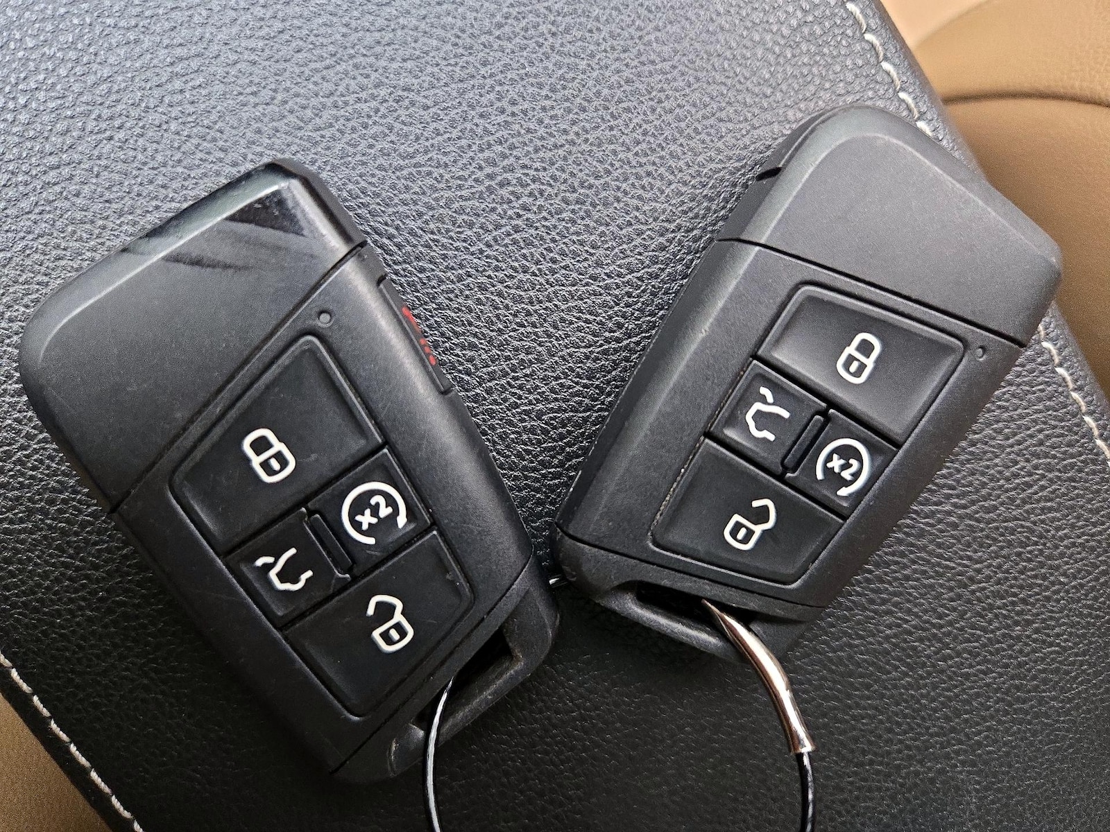 2022 Volkswagen Tiguan SE - Photo 24
