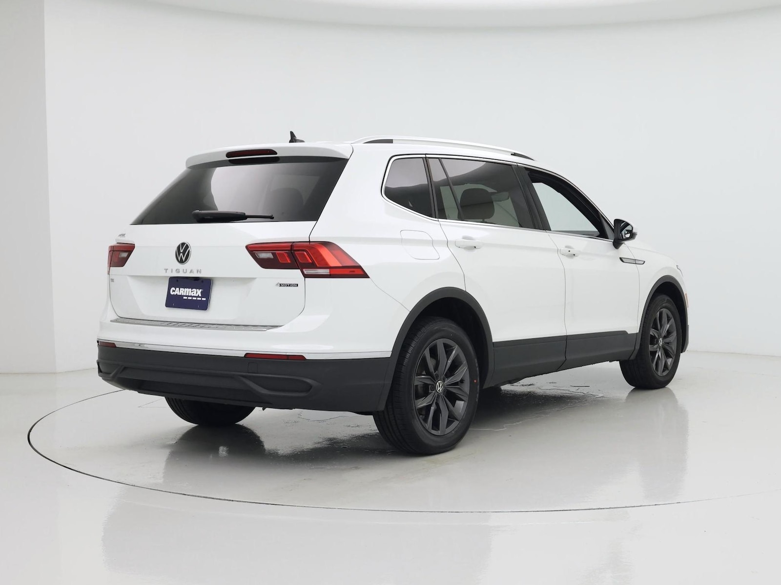 2022 Volkswagen Tiguan SE - Photo 9