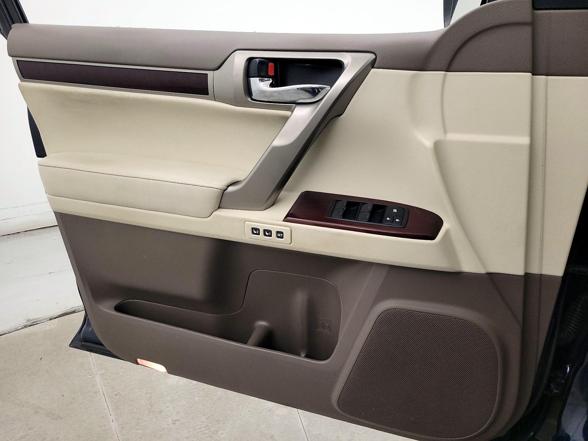 Thumbnail: 2019 Lexus GX - 12