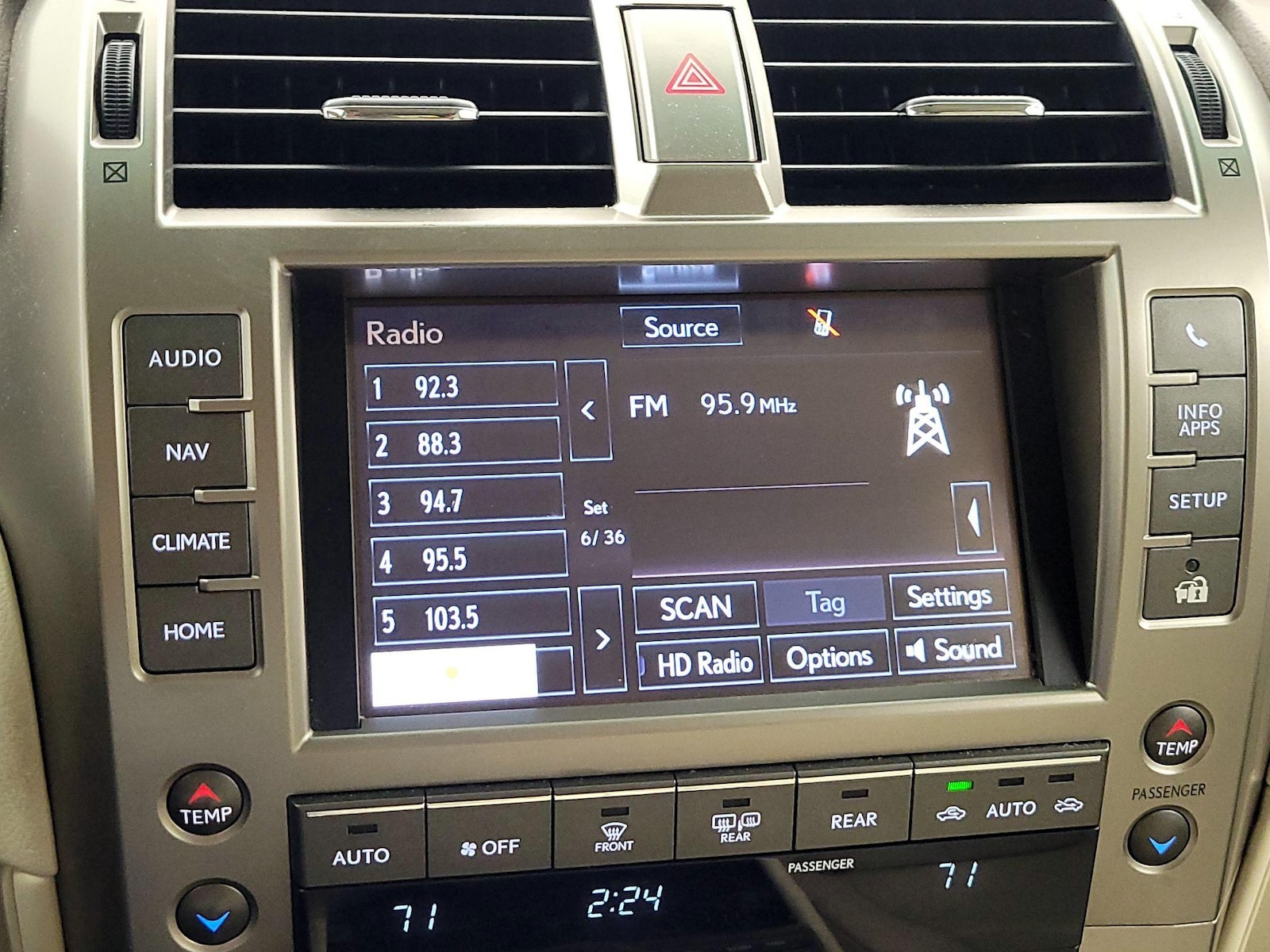 2019 Lexus GX Base - Photo 17