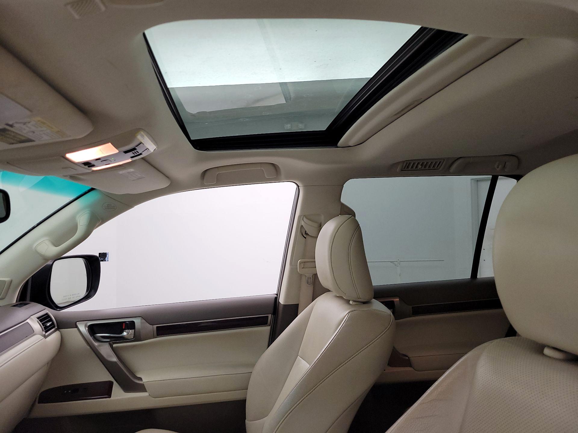 Thumbnail: 2019 Lexus GX - 20