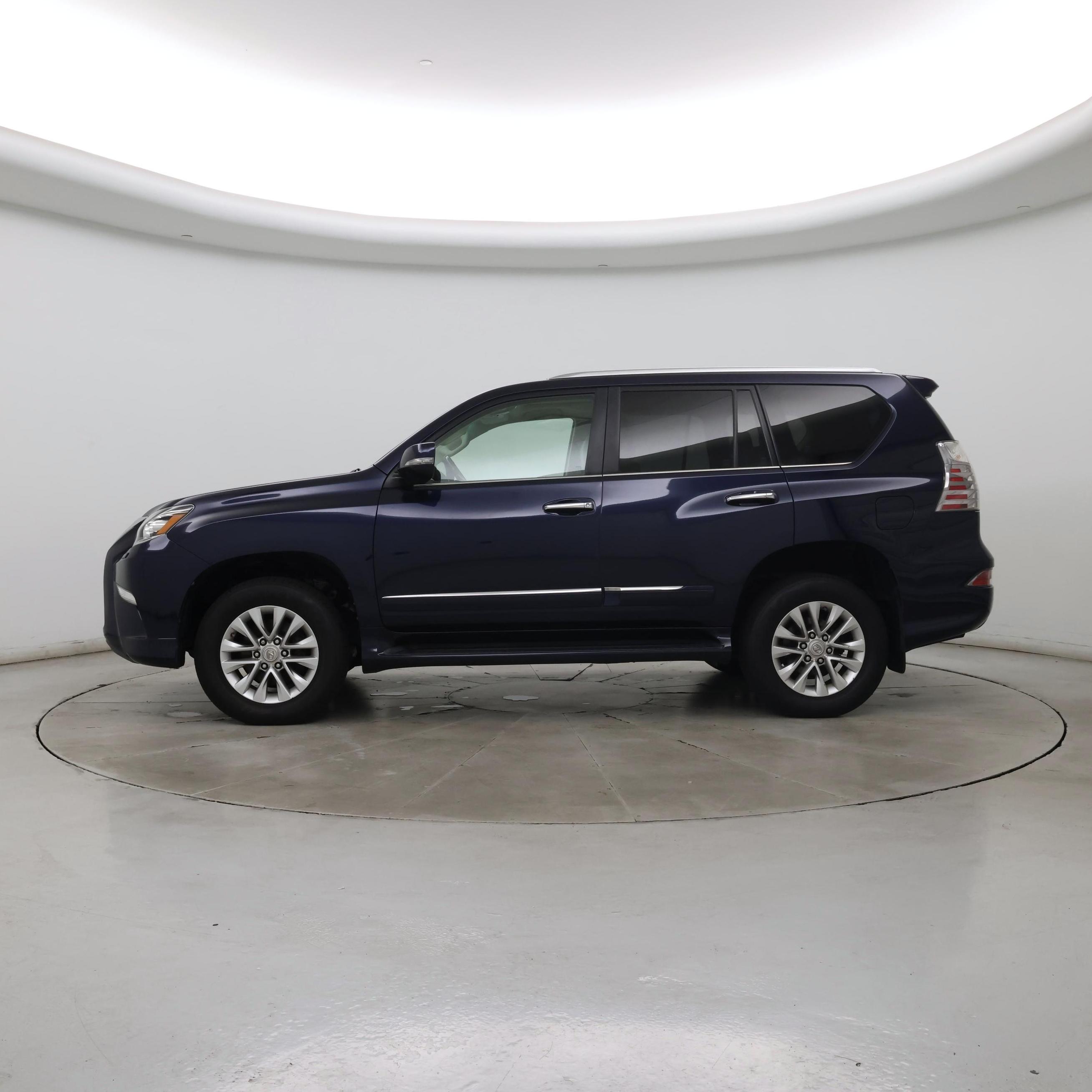 Thumbnail: 2019 Lexus GX - 3