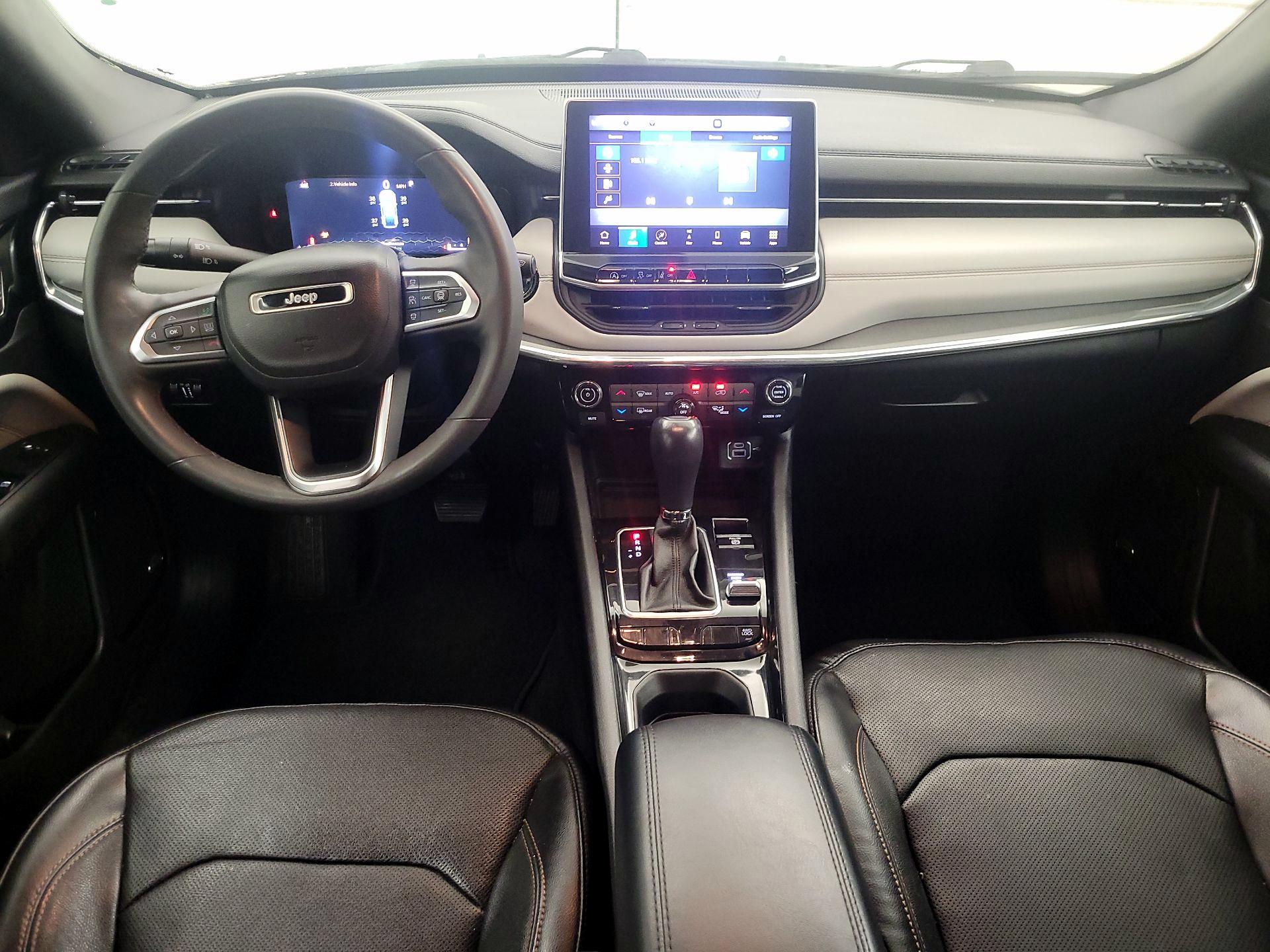 Thumbnail: 2023 Jeep Compass - 9