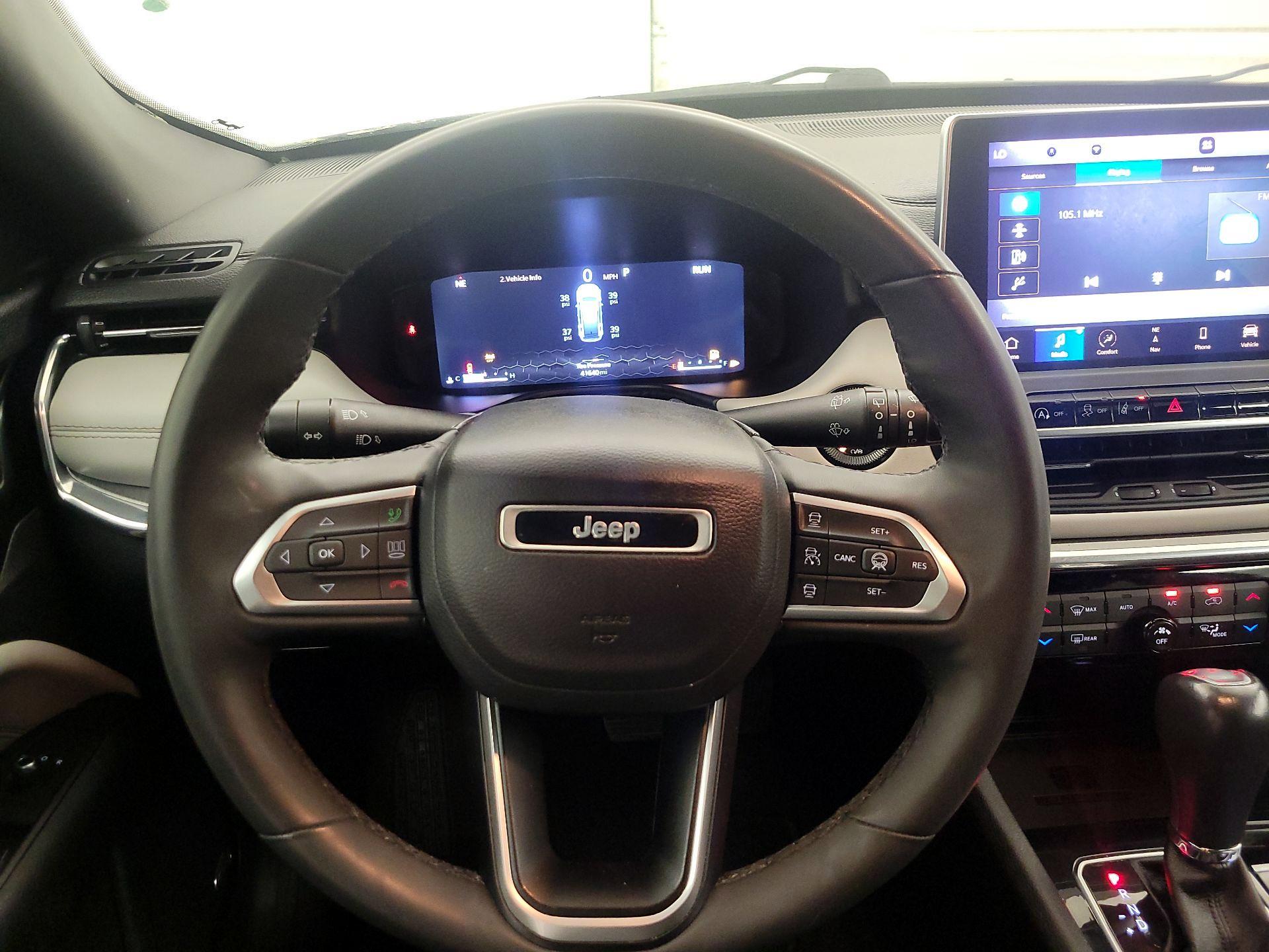 Thumbnail: 2023 Jeep Compass - 10