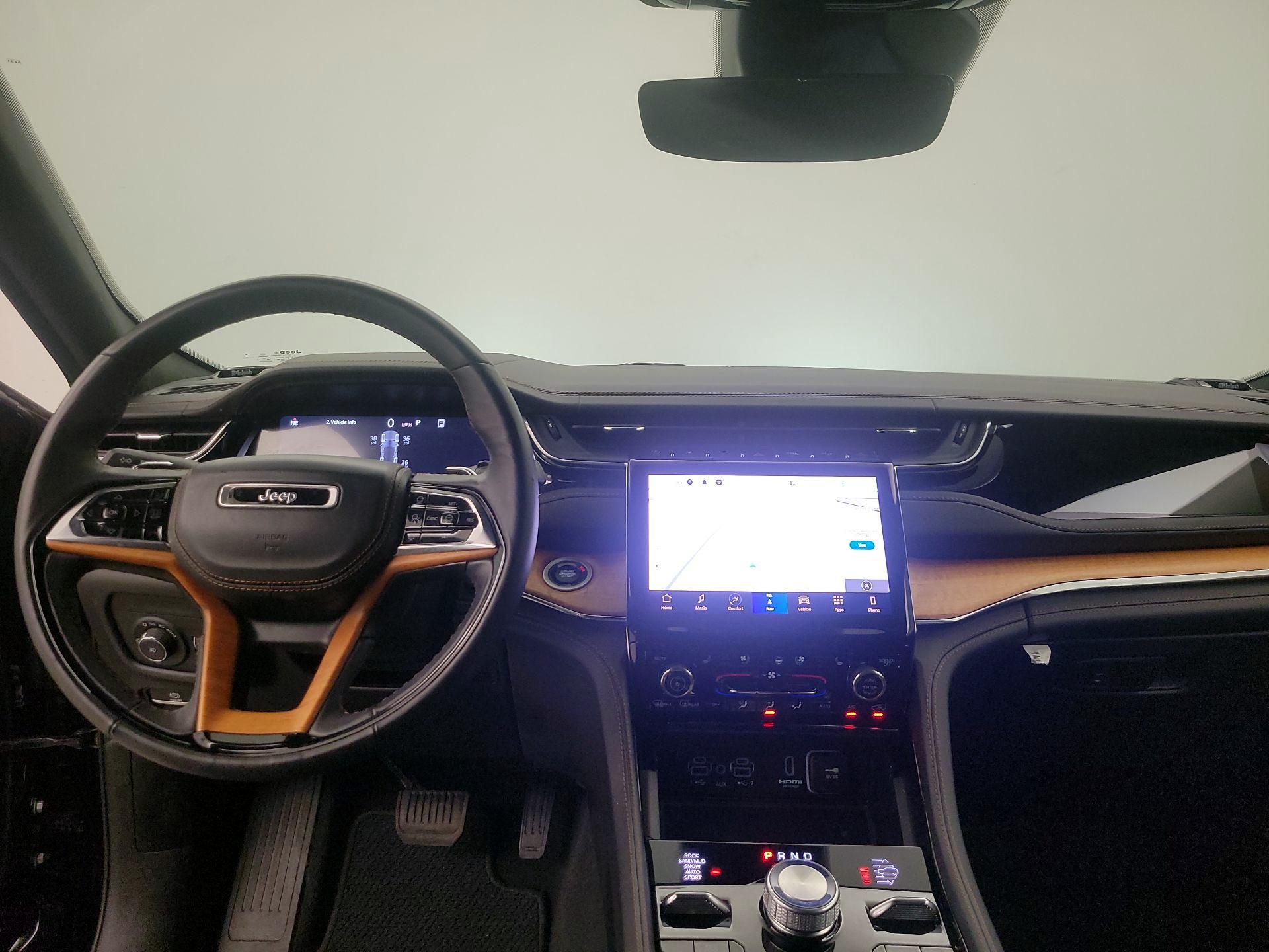 Thumbnail: 2023 Jeep Grand Cherokee - 9