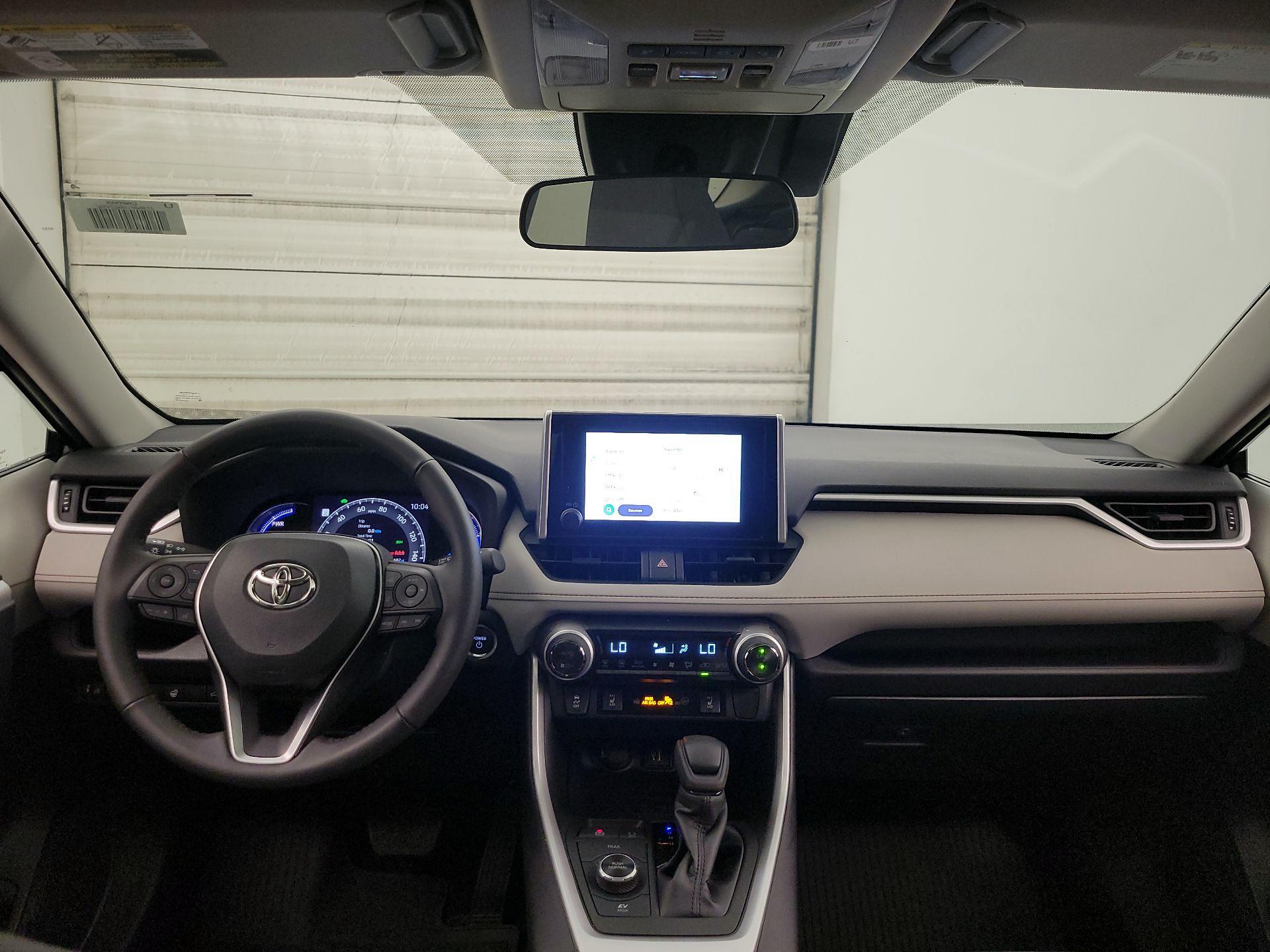 Thumbnail: 2024 Toyota RAV4 - 9