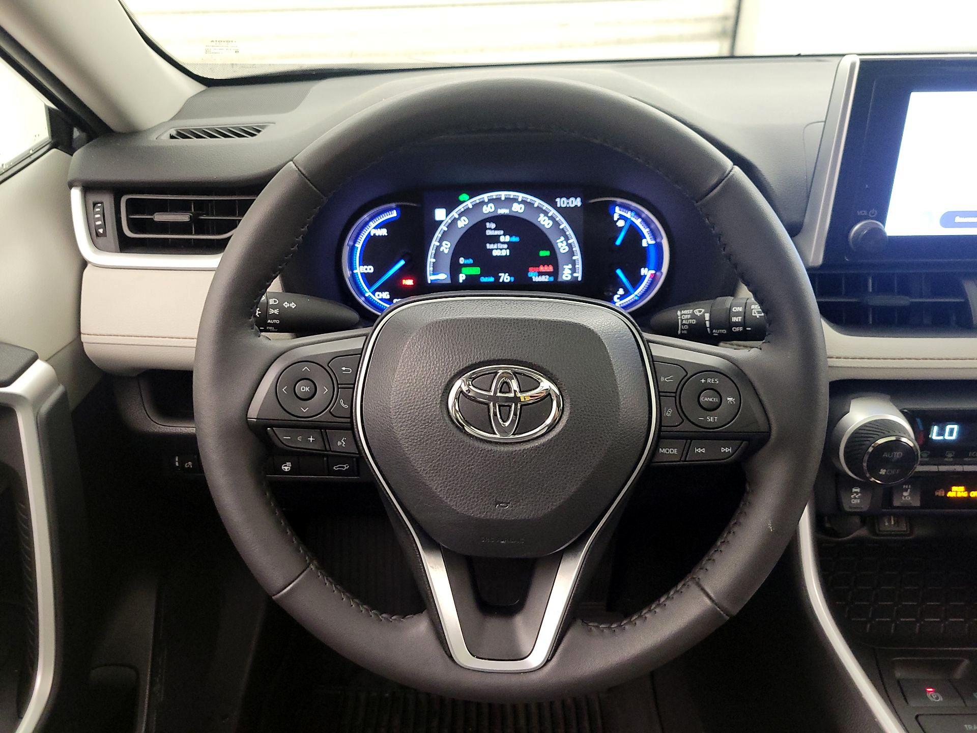 Thumbnail: 2024 Toyota RAV4 - 10