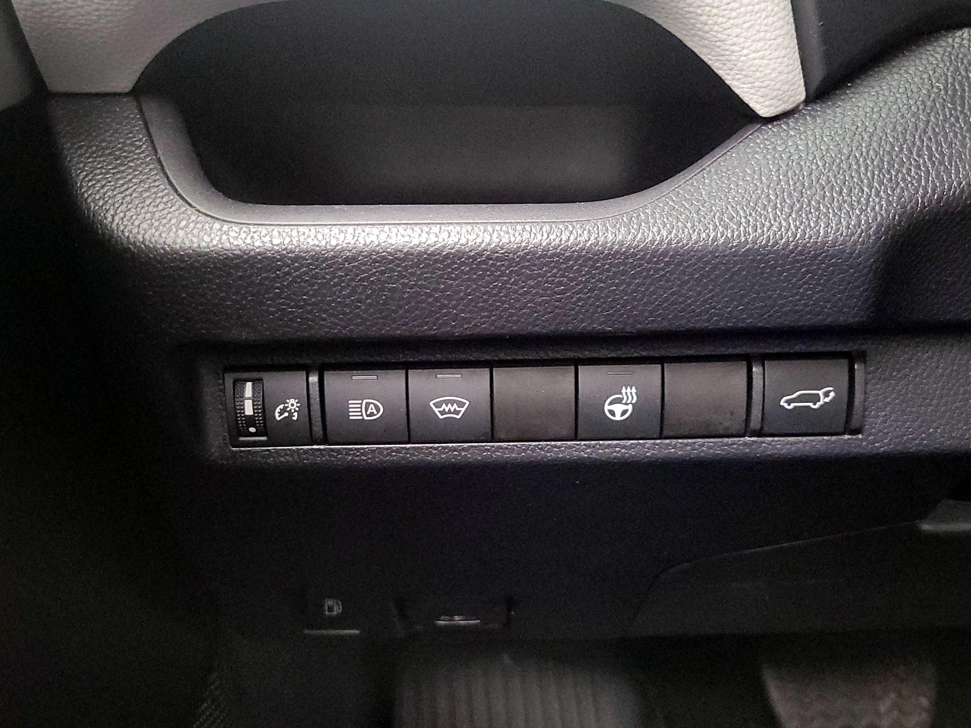 Thumbnail: 2024 Toyota RAV4 - 13