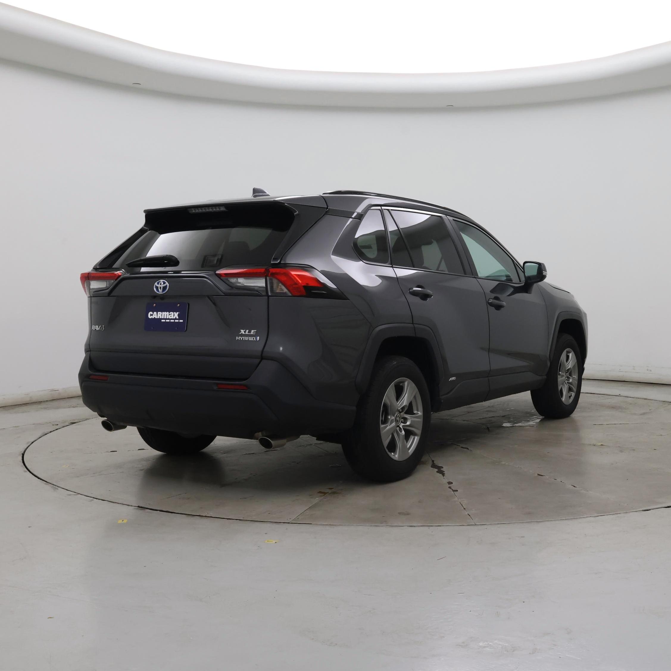 Thumbnail: 2024 Toyota RAV4 - 8