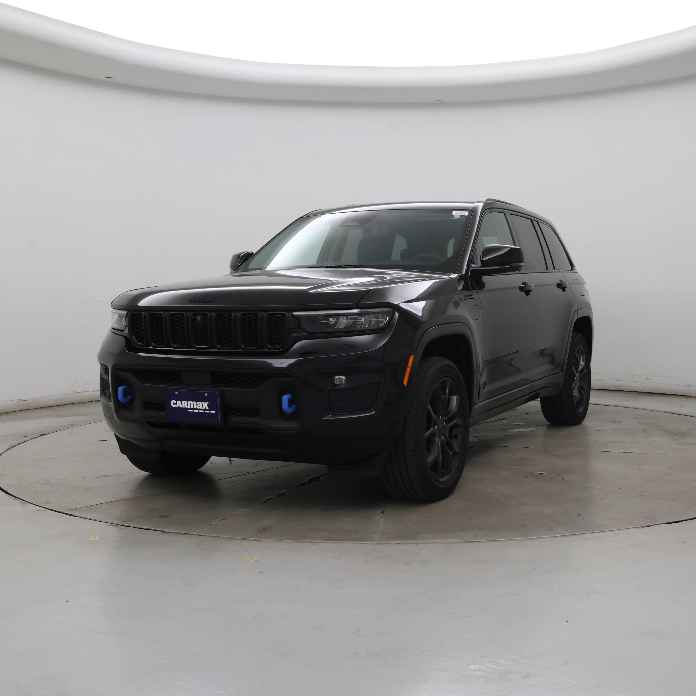 Thumbnail: 2023 Jeep Grand Cherokee - 4
