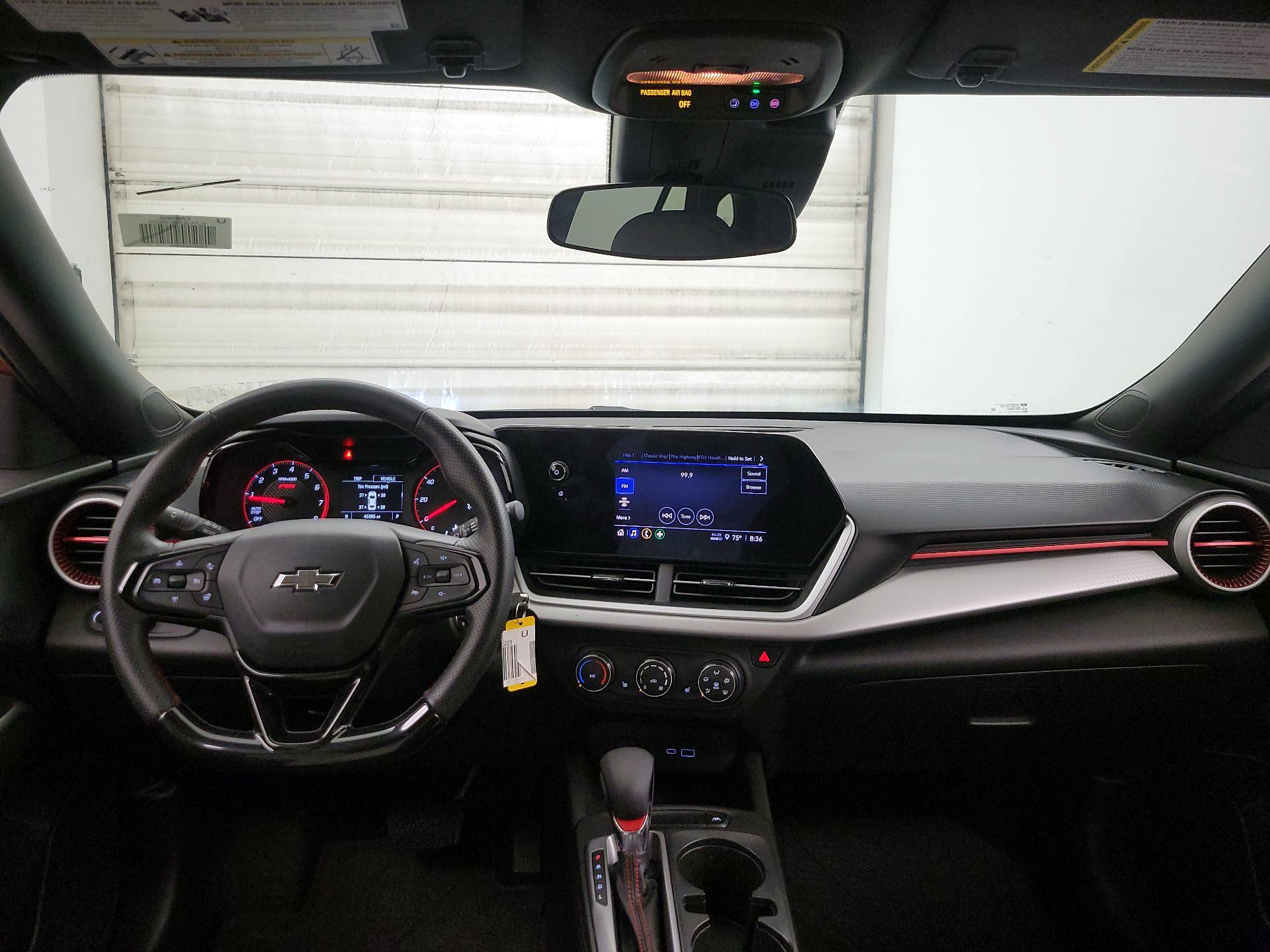 Thumbnail: 2024 Chevrolet Trax - 9