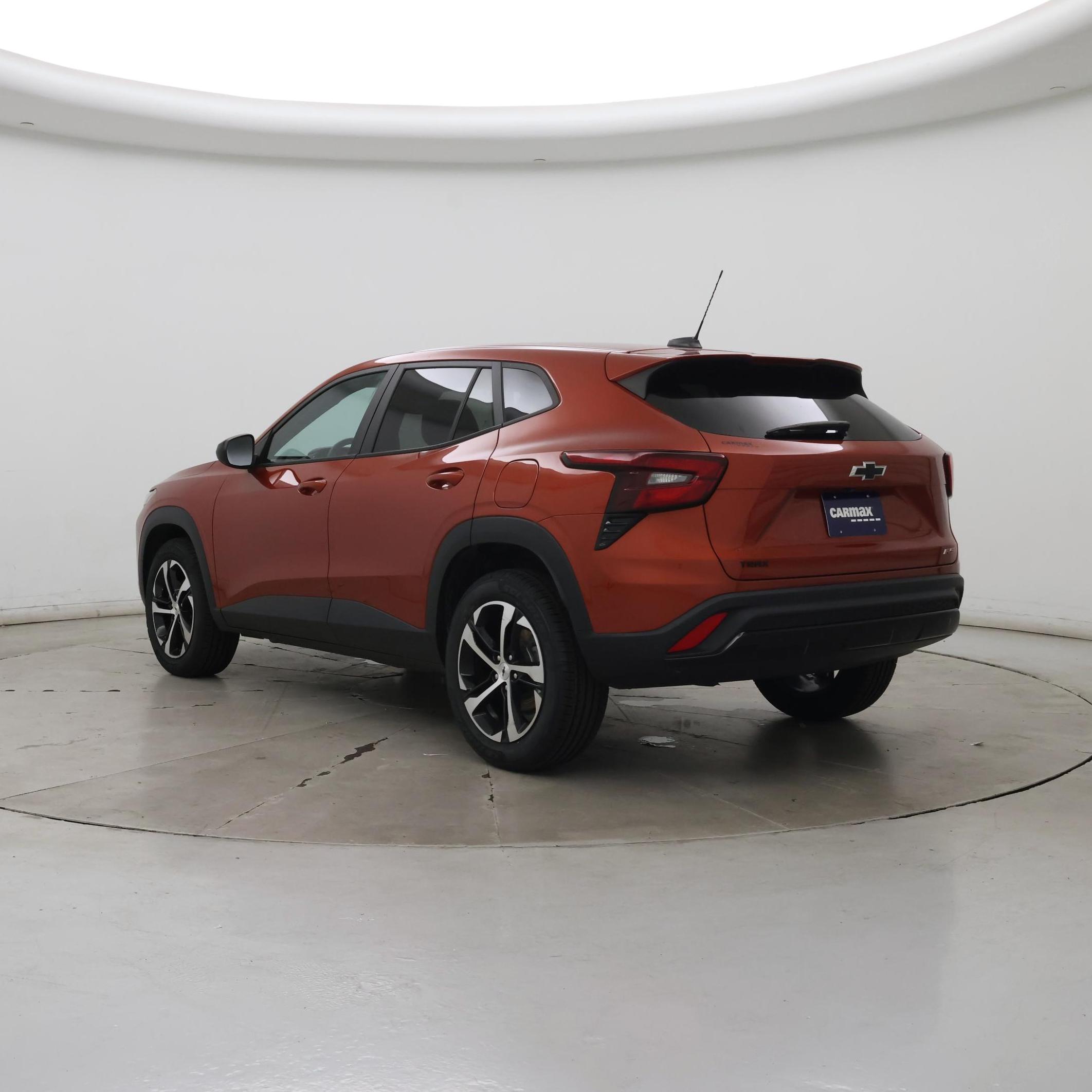 Thumbnail: 2024 Chevrolet Trax - 2