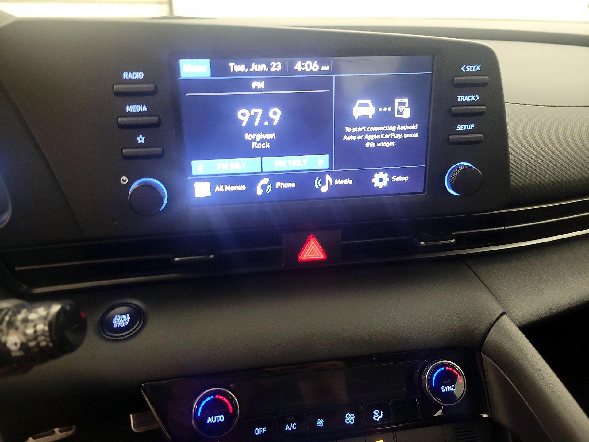 Thumbnail: 2025 Hyundai Elantra - 13