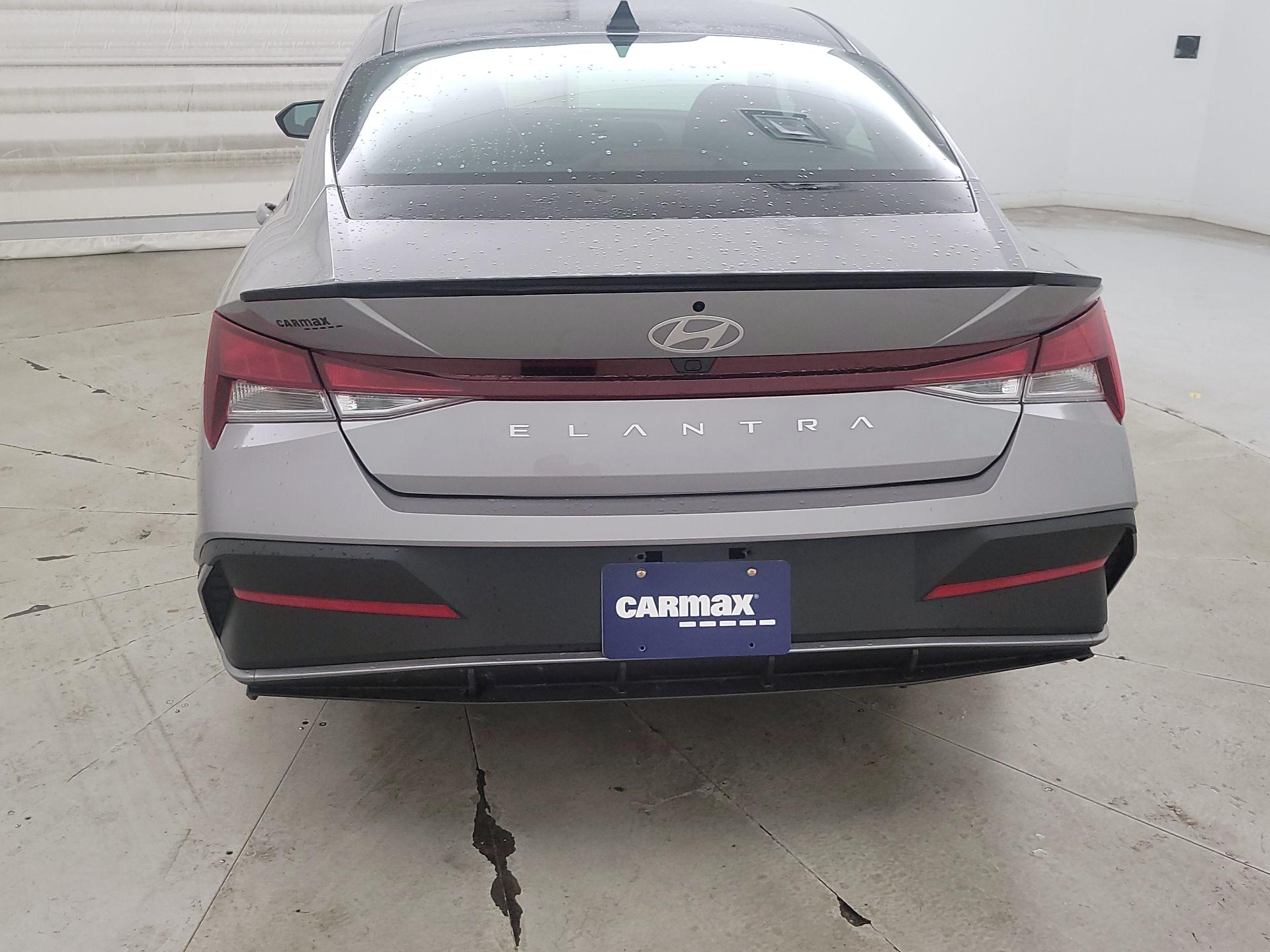 Thumbnail: 2025 Hyundai Elantra - 6