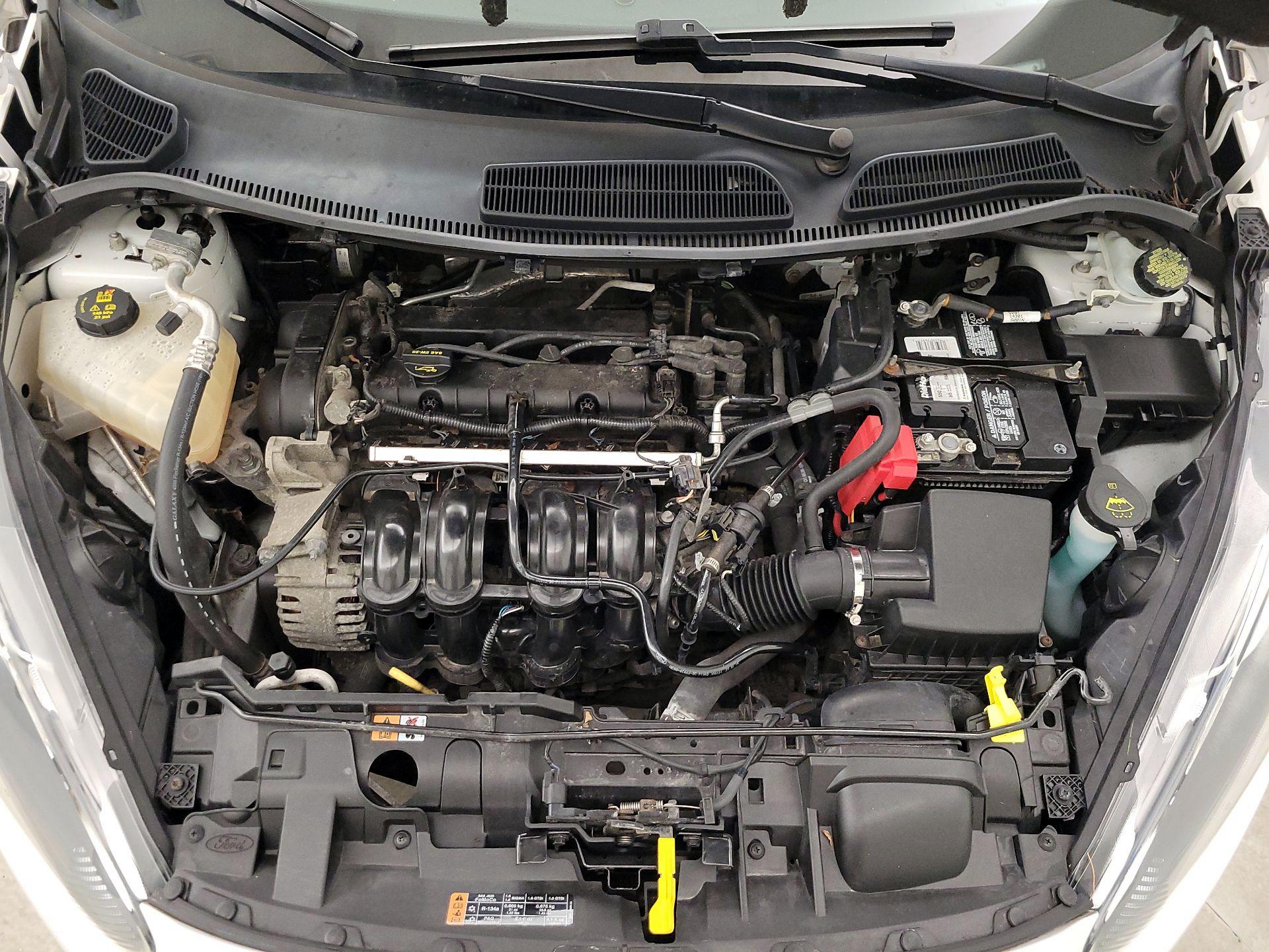 Thumbnail: 2016 Ford Fiesta - 20