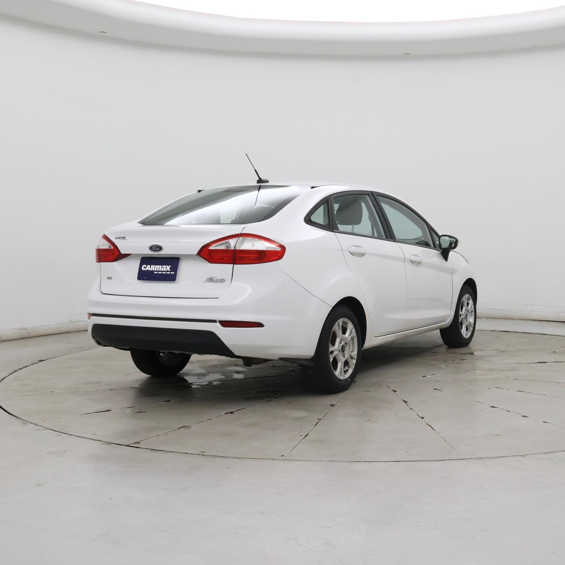 Thumbnail: 2016 Ford Fiesta - 8